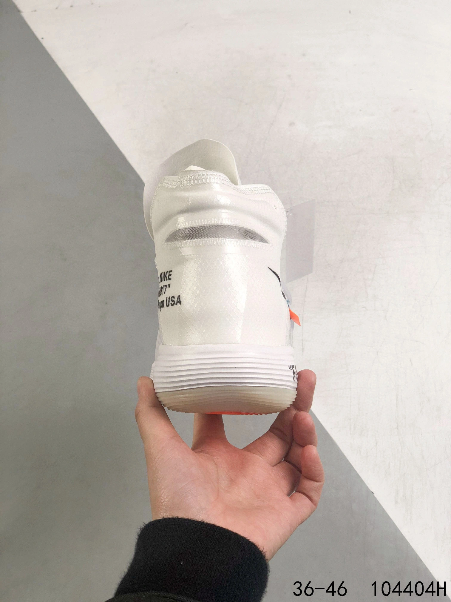 Flying pig- AJ4578-100 item : BL-X022A2751O