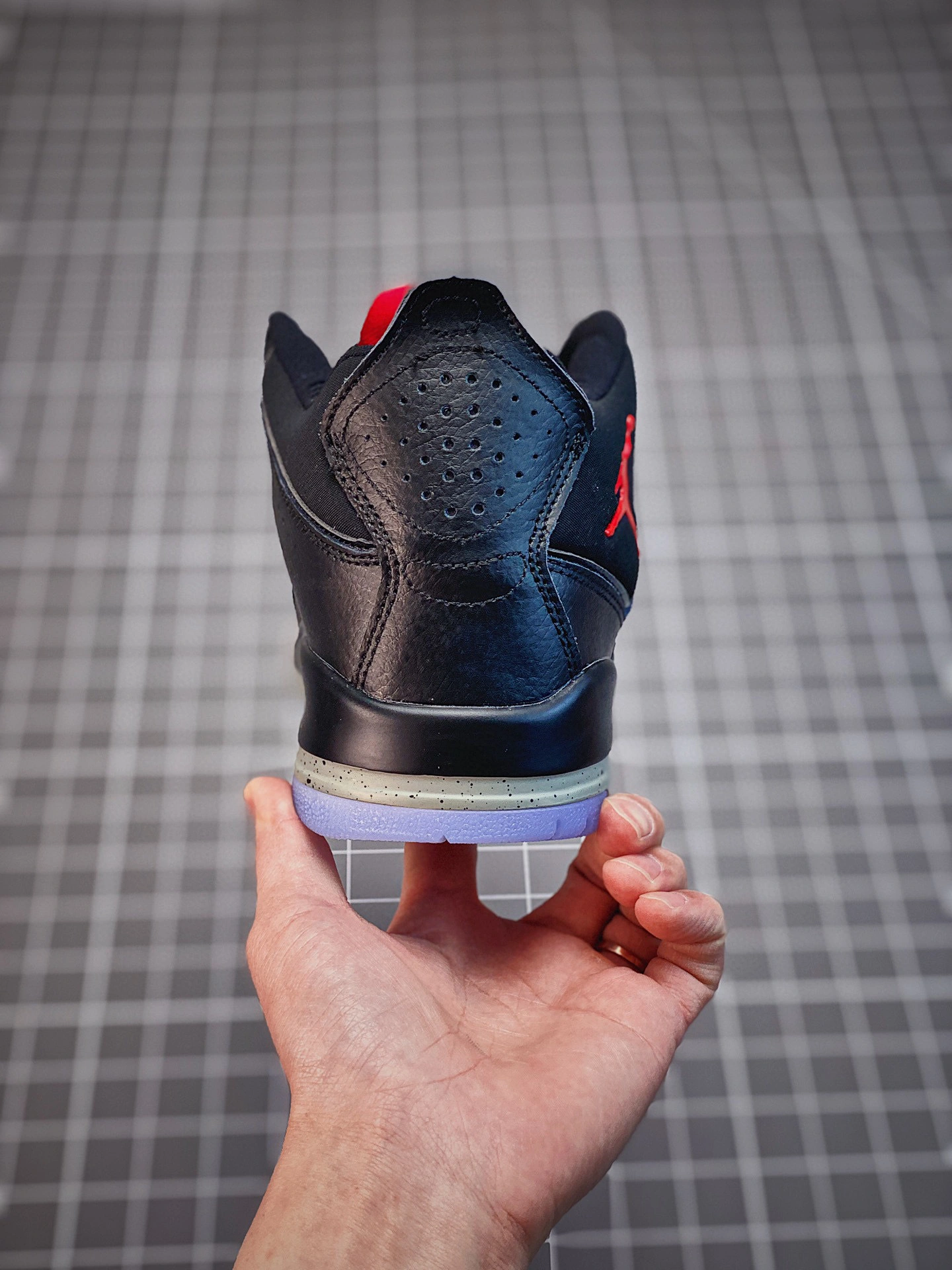 Flying pig- AR1000-023 item : BL-X038A1009O
