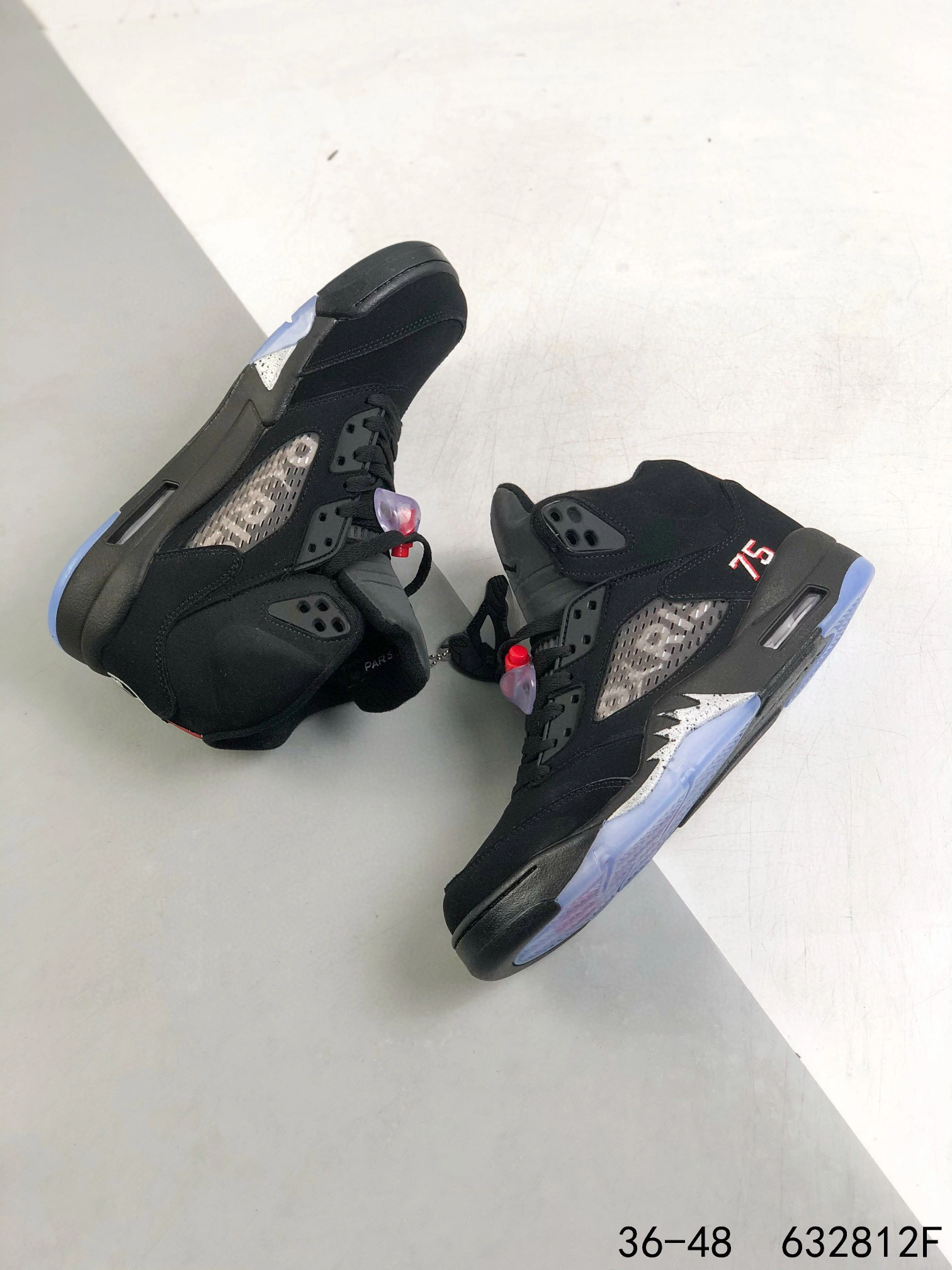 &Flying pig- AV9175-001 item : BL-X022A2744O