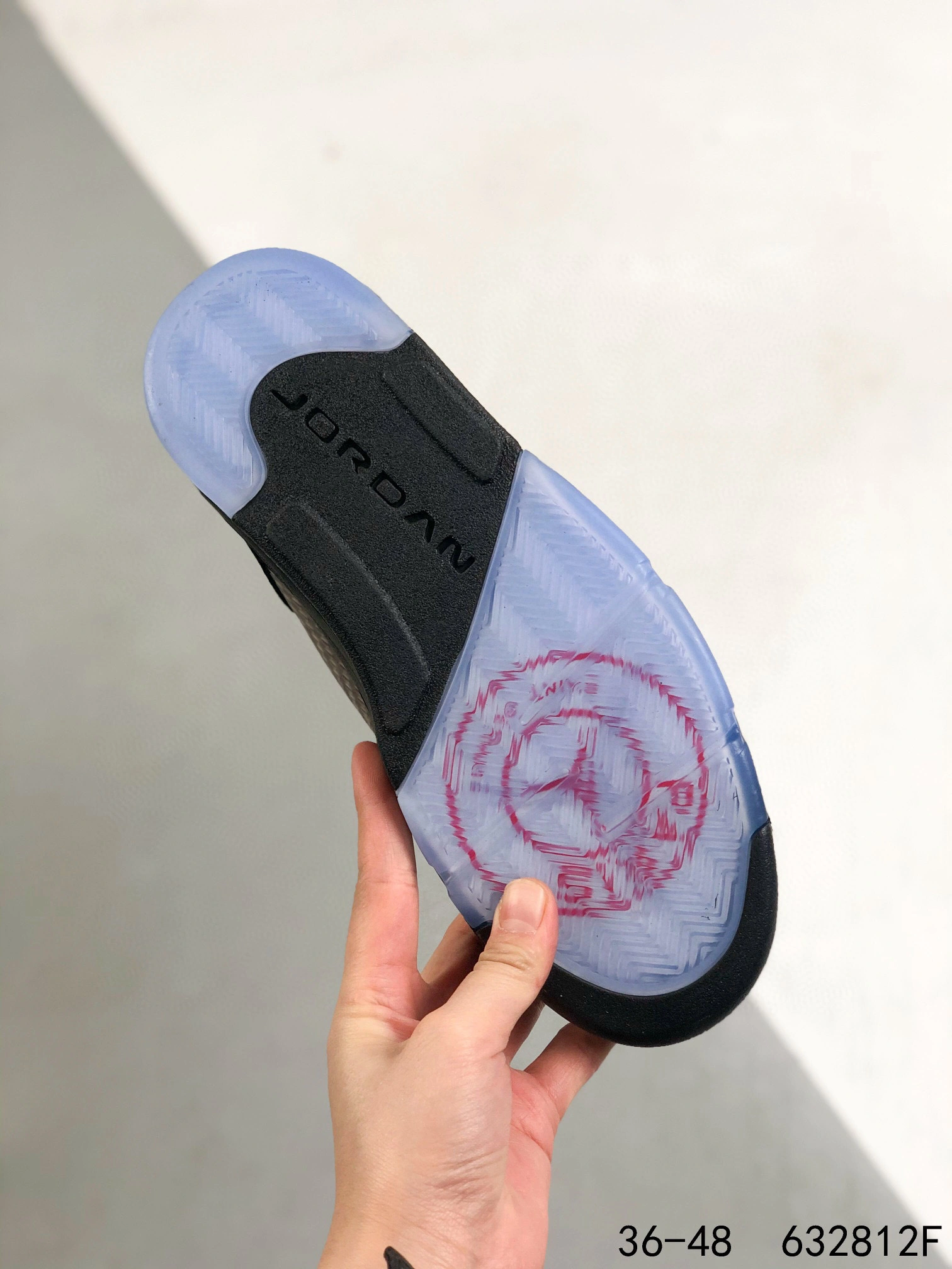 &Flying pig- AV9175-001 item : BL-X022A2744O