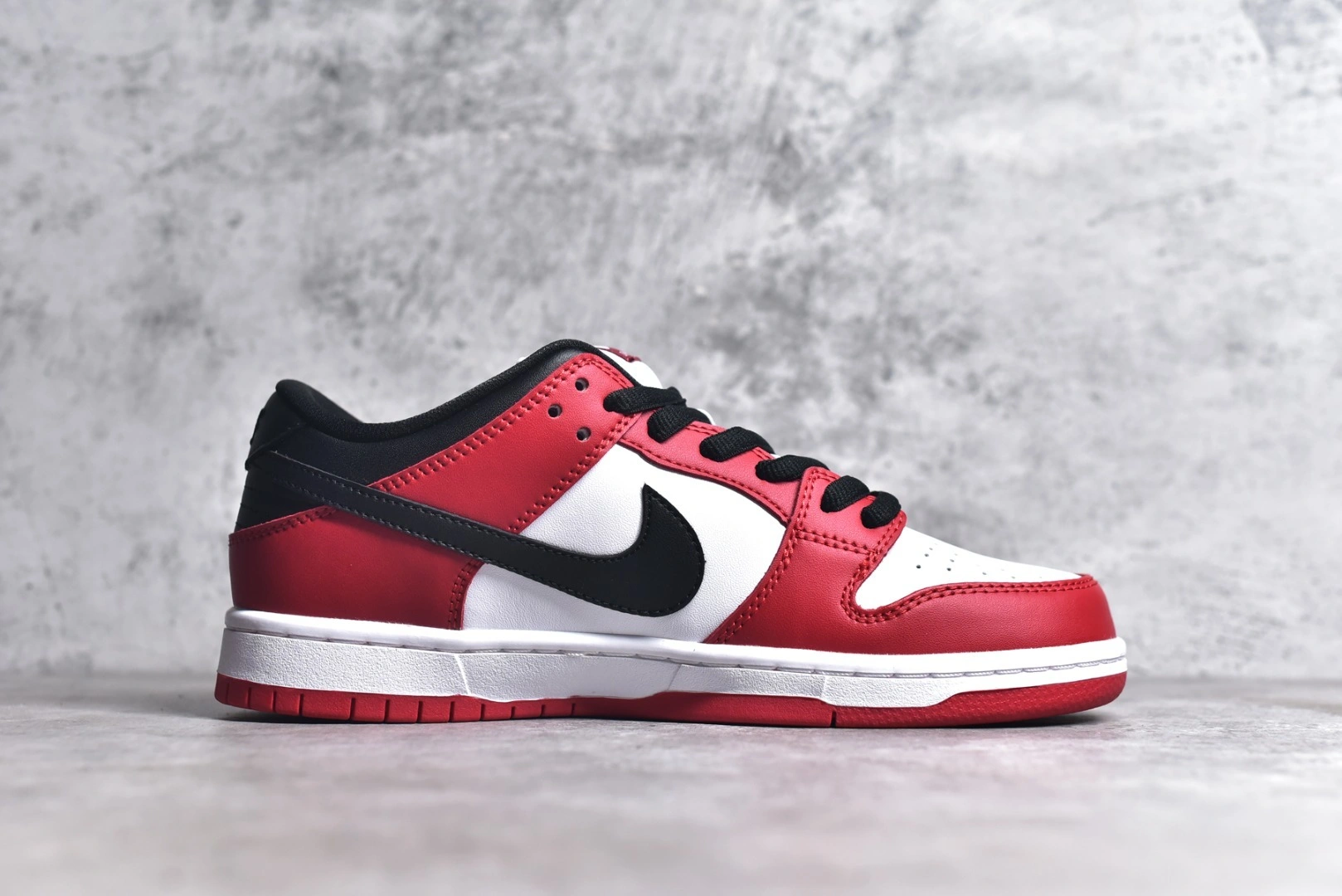 Flying pig--BQ6817 600 BQ6817-600 item: C-X167J2018V