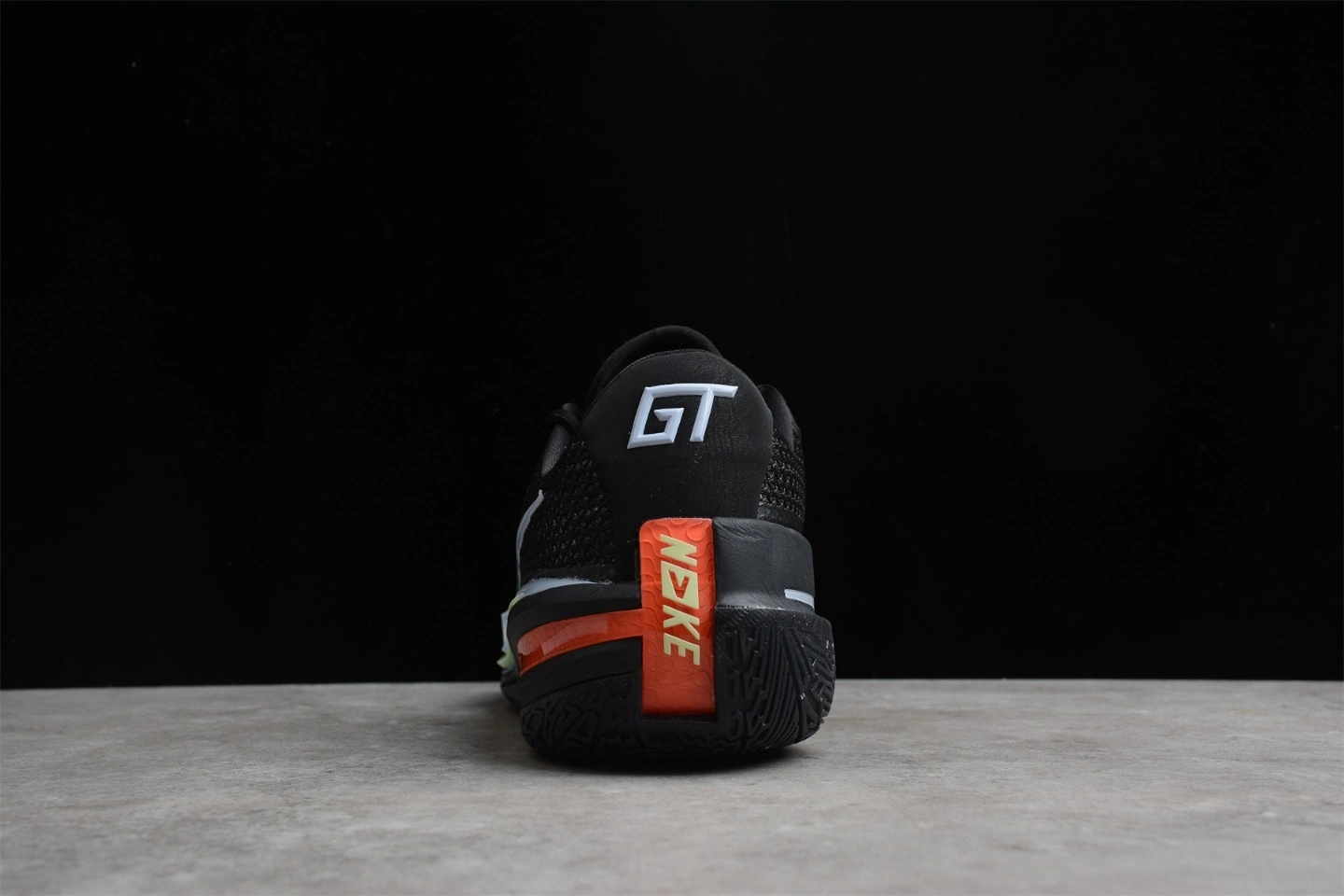 Flying pig- CZ0176-001 item: D-X349A2607
