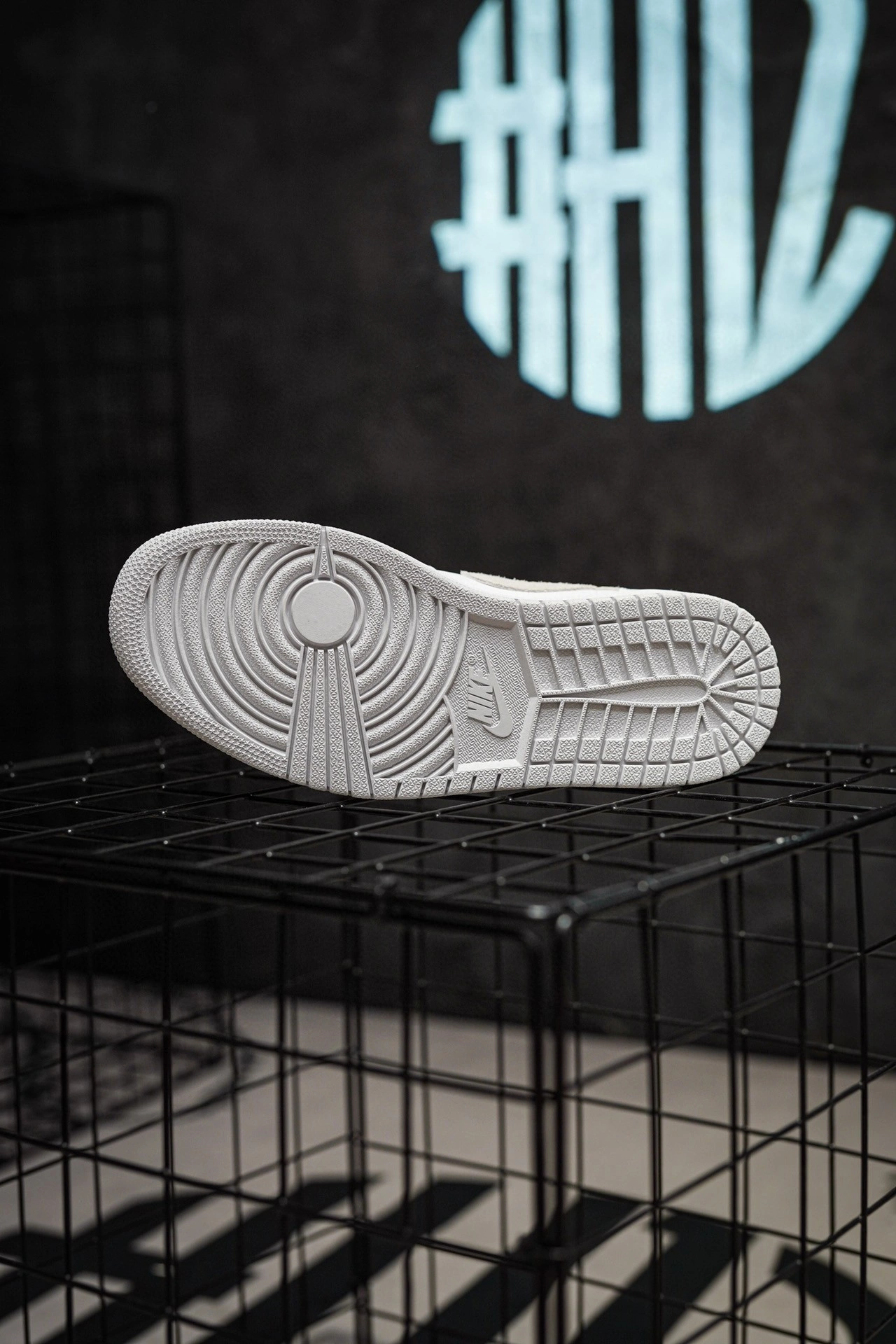 &Flying pig- CZ0790-100 item : A-X338I1902W