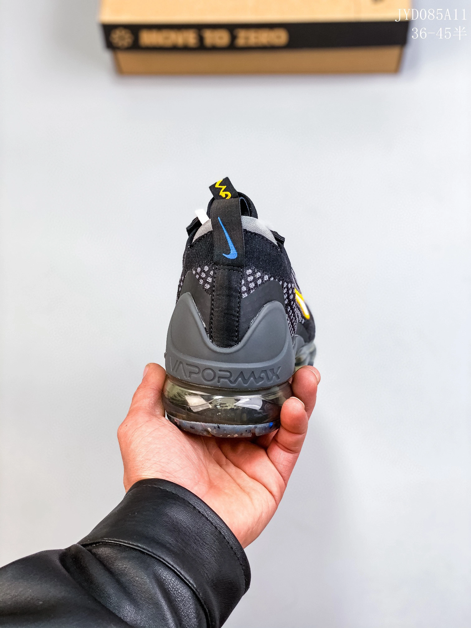 Flying pig- DH4086-001 item : BT-X018B1728O