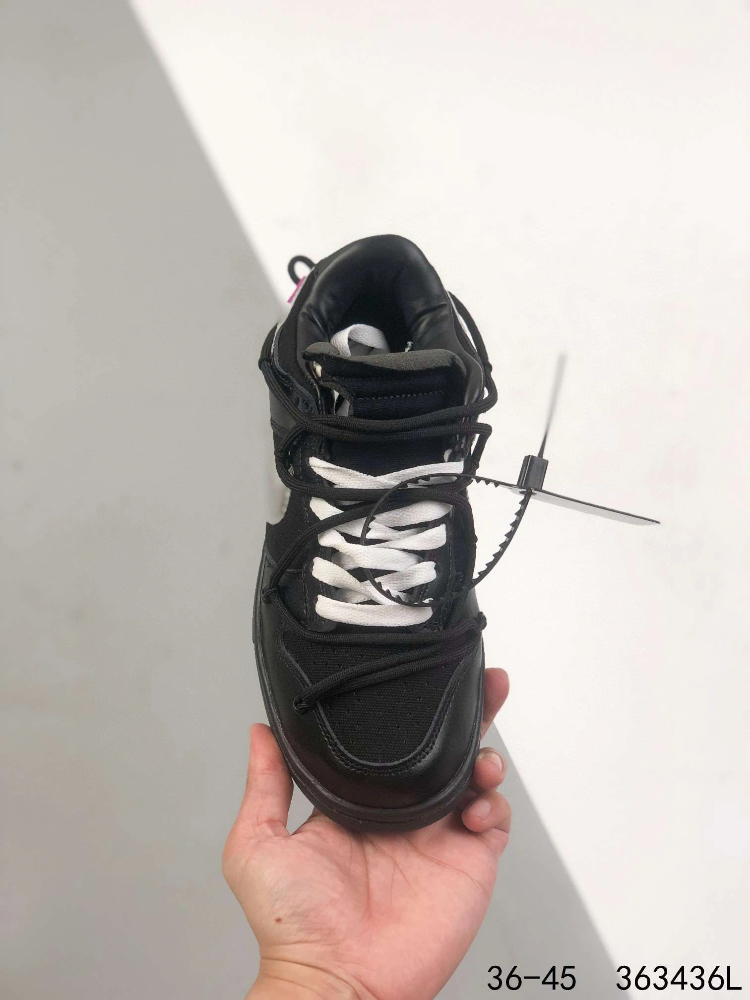 &Flying pig- DM1602-001 item : L-X022I2406O