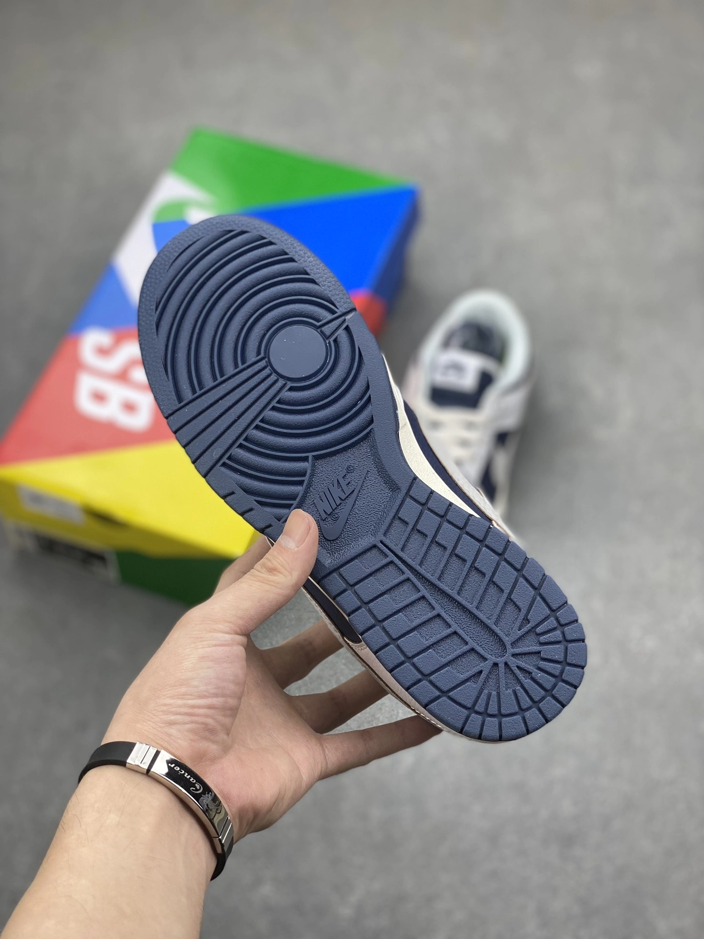 Flying pig--Dunk Low FD8775-100 item: C-X00J20V