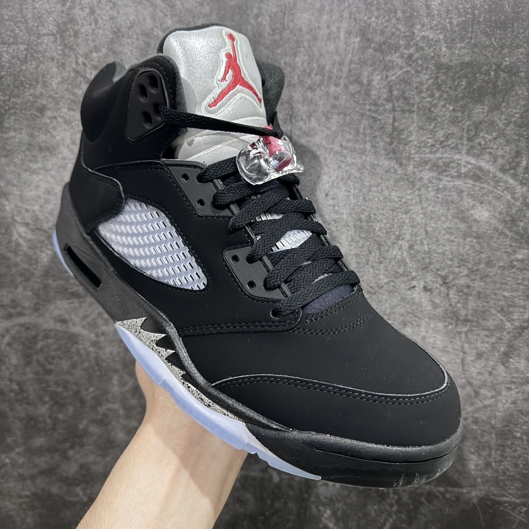 Flying pig- Metallic Black 845035-003 item: D-X578A2759