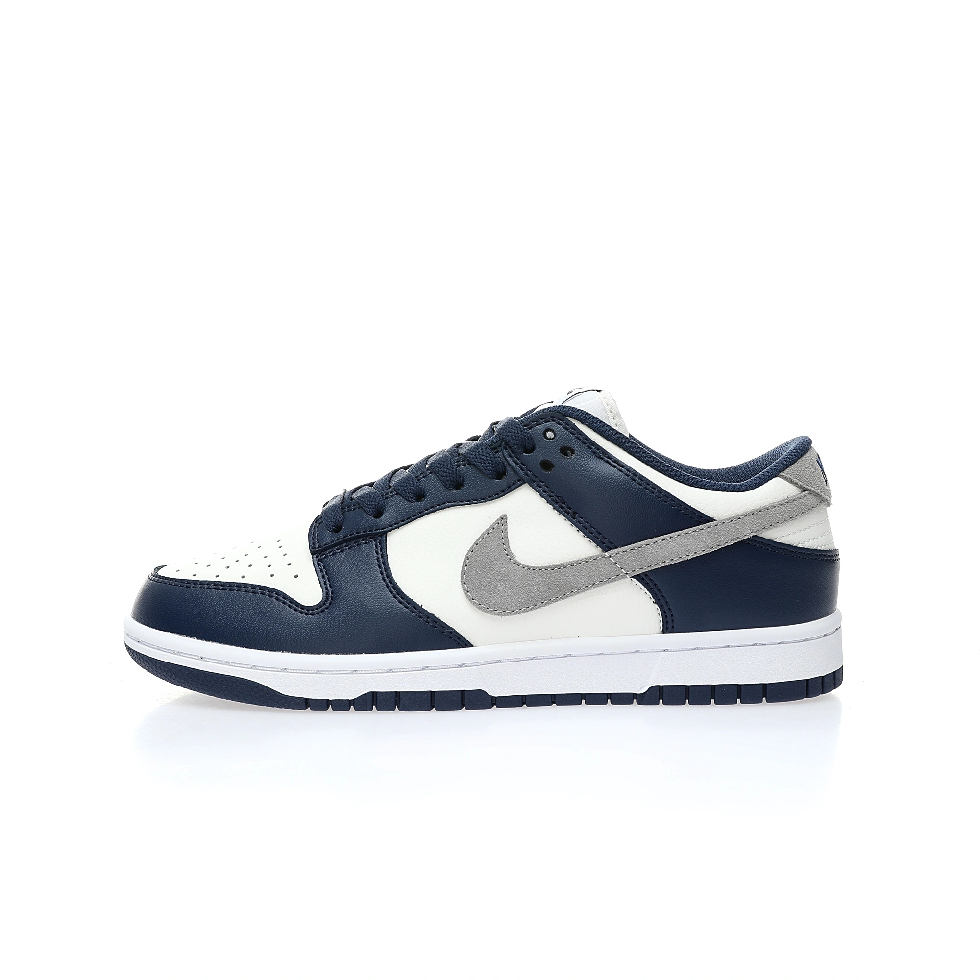 Flying pig--"Midnight Navy" FD9749-400 item: C-X000J2040V