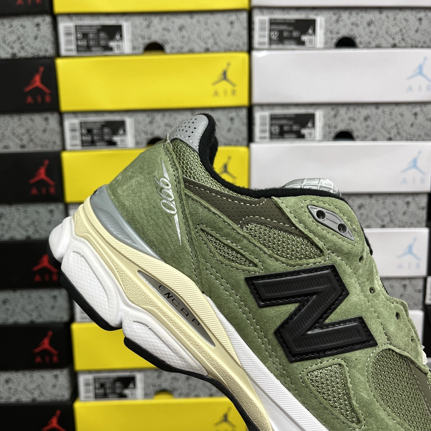 Flying pig--Other brands M990JD3 NB NB990 item: E-X575L2811B
