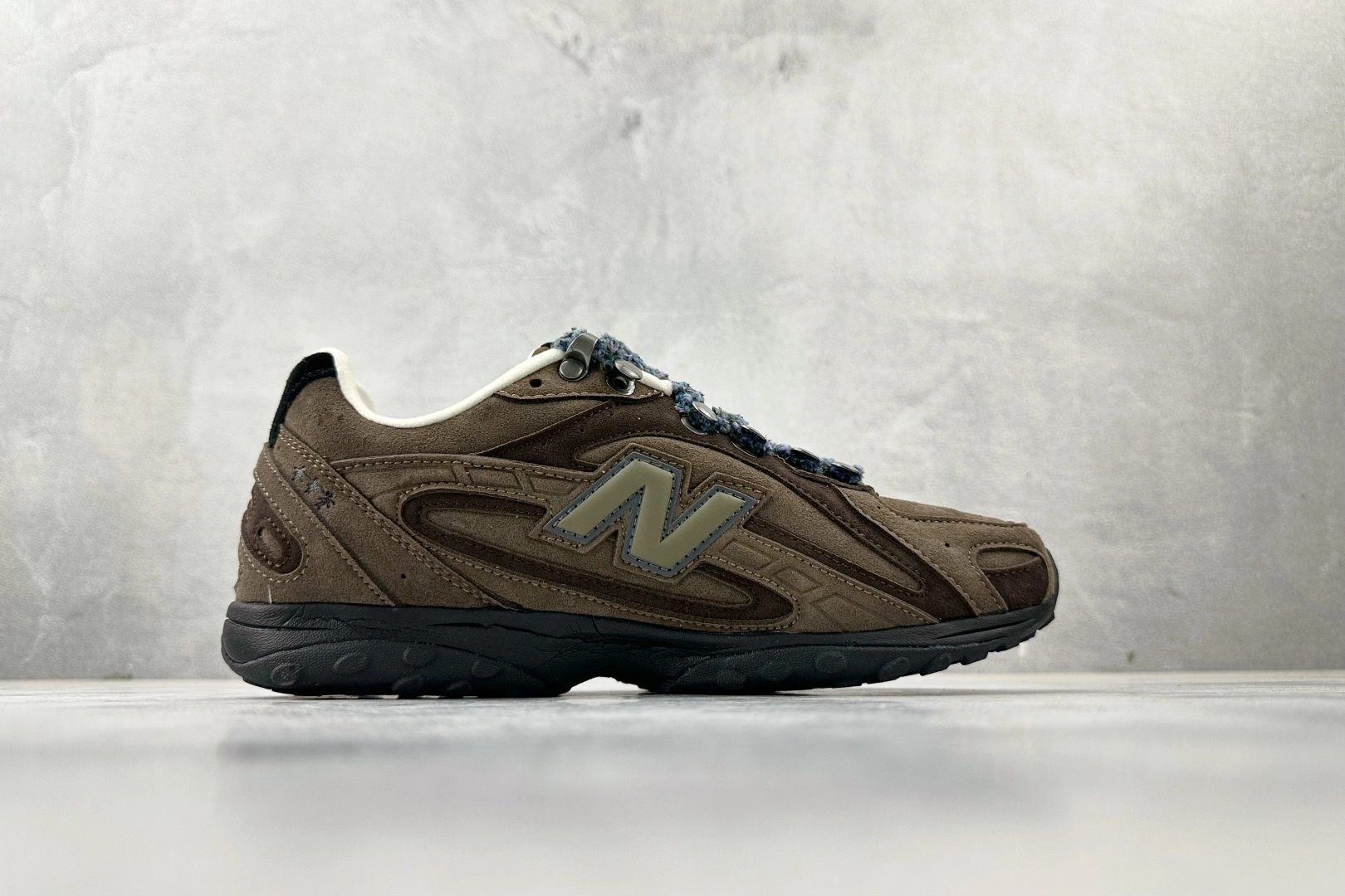 Flying pig--Other brands U204LBC1 New Balance 204L item: E-X000L2807B