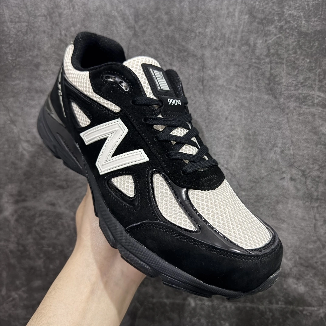 Flying pig--Other brands U990JS4 NB in USA NB990V4 item: E-X575L2808B
