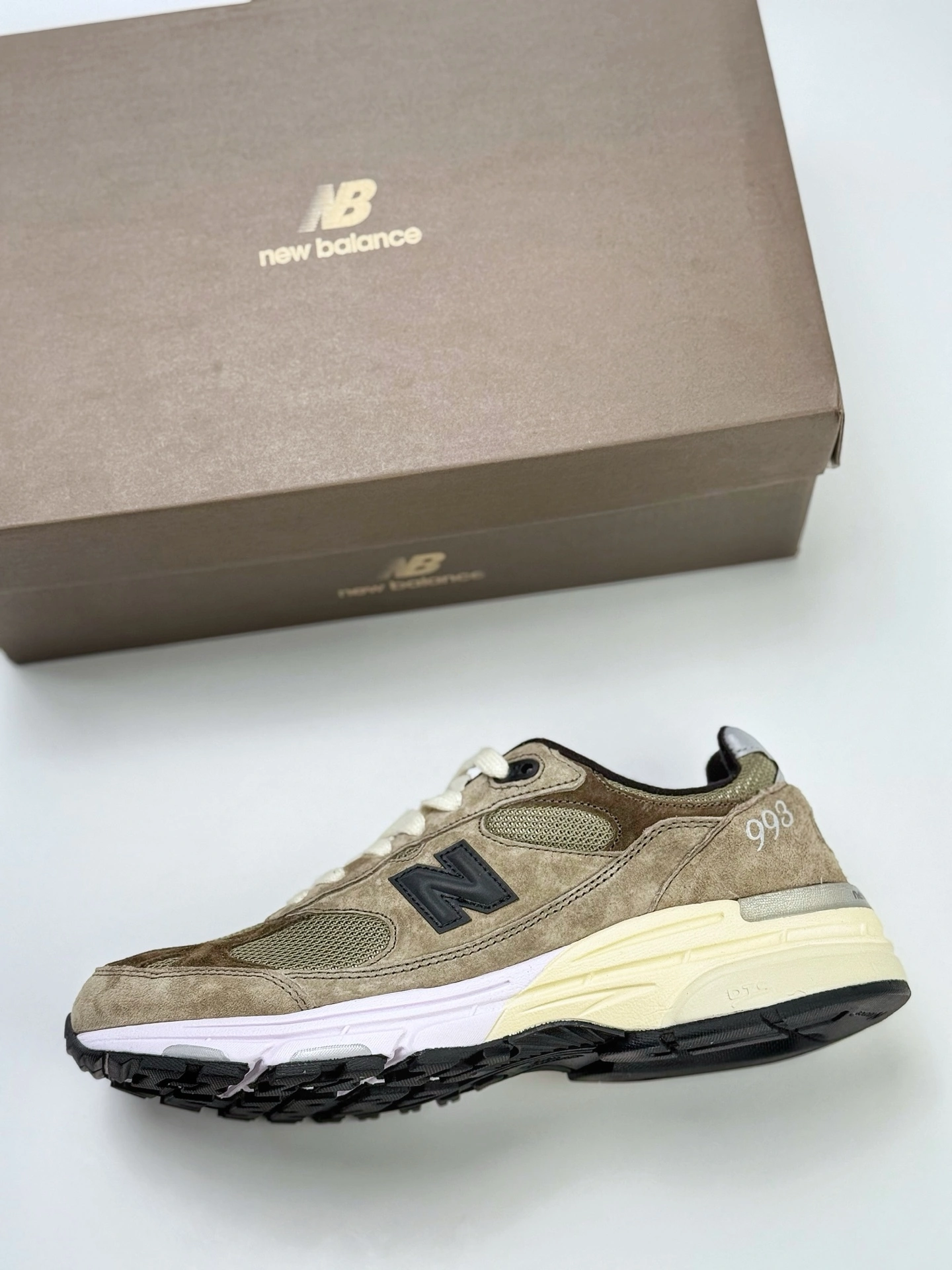 Flying pig--Other brands U993JJ NB 993 x JJJJound item: E-X000L2809B