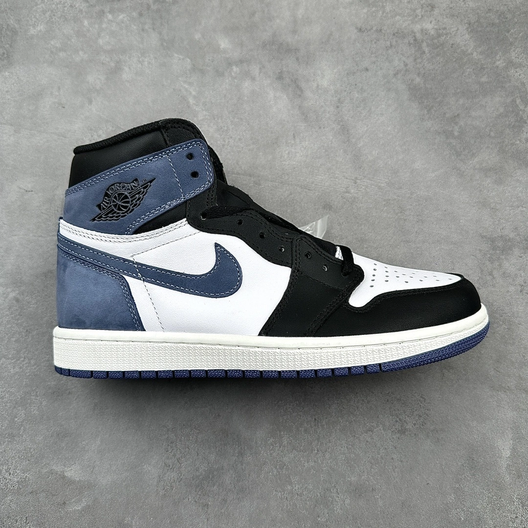 Flying pig--Retro High OG 555088-115 item: C-X578K2729V