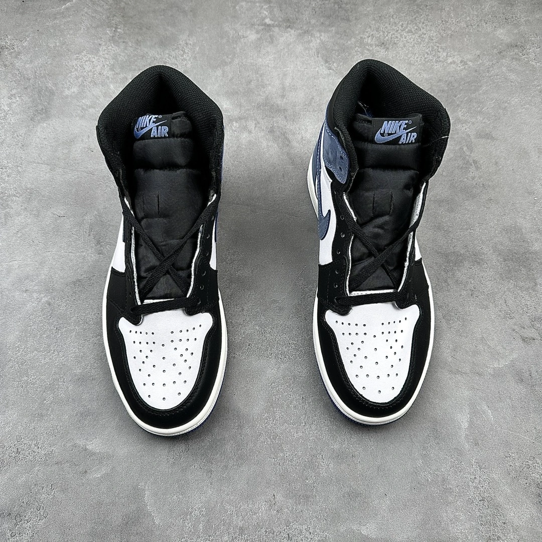 Flying pig--Retro High OG 555088-115 item: C-X578K2729V