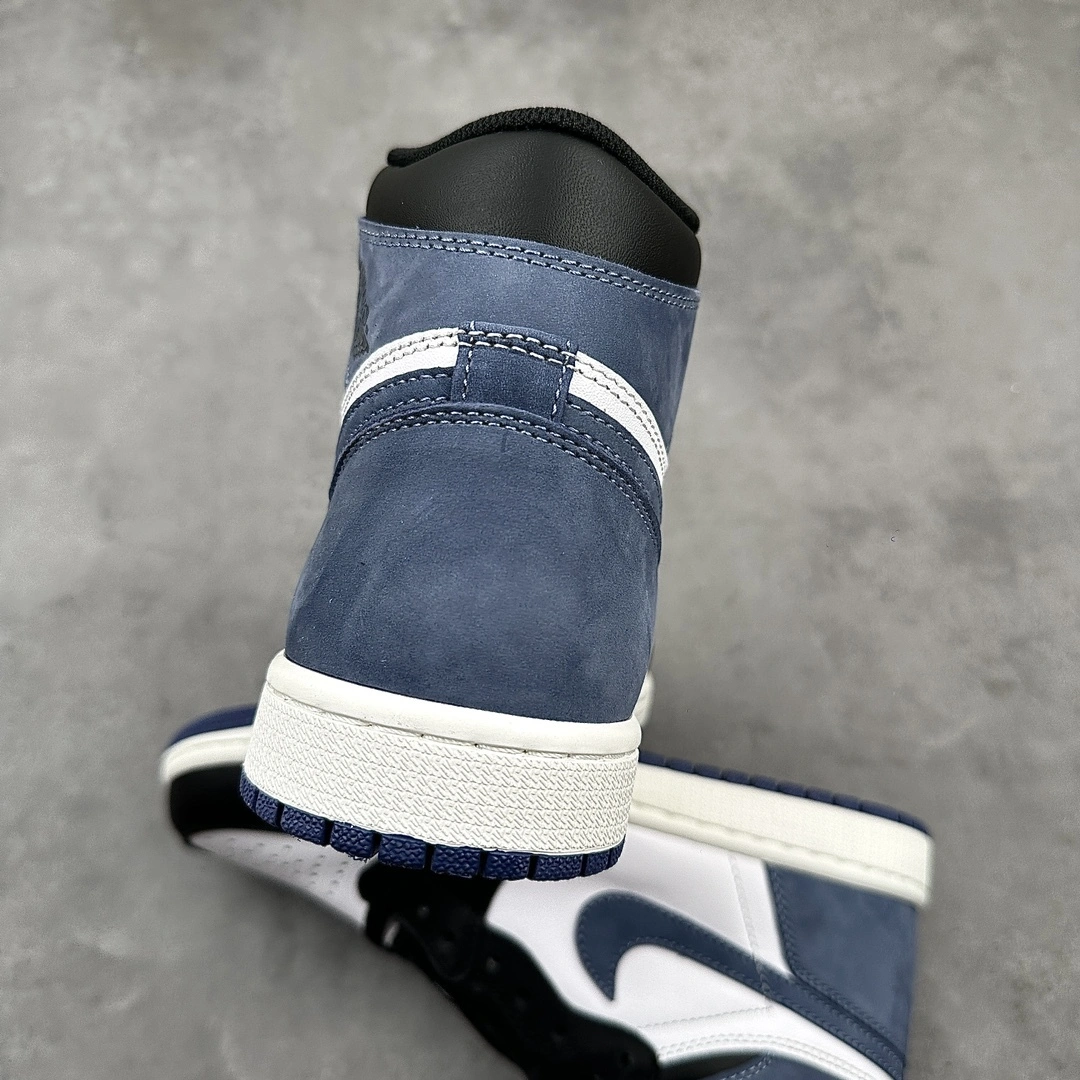Flying pig--Retro High OG 555088-115 item: C-X578K2729V