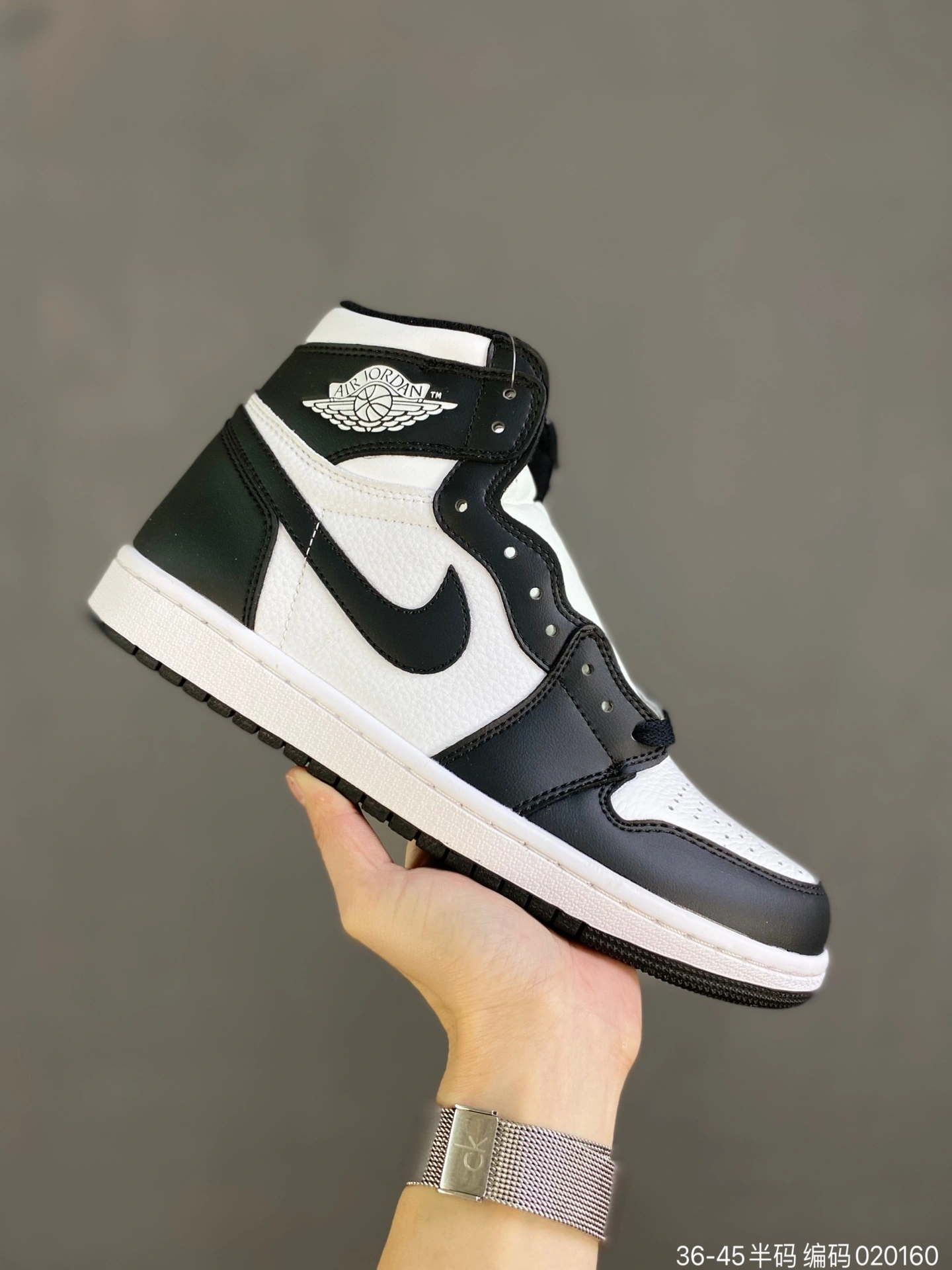 Flying pig- Retro High Og 555088-010 item: C-X087K2506V