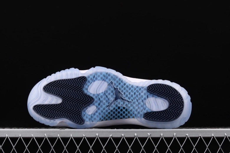 Flying pig- “Win Like '82” 378037-123 item: D-X349A2810