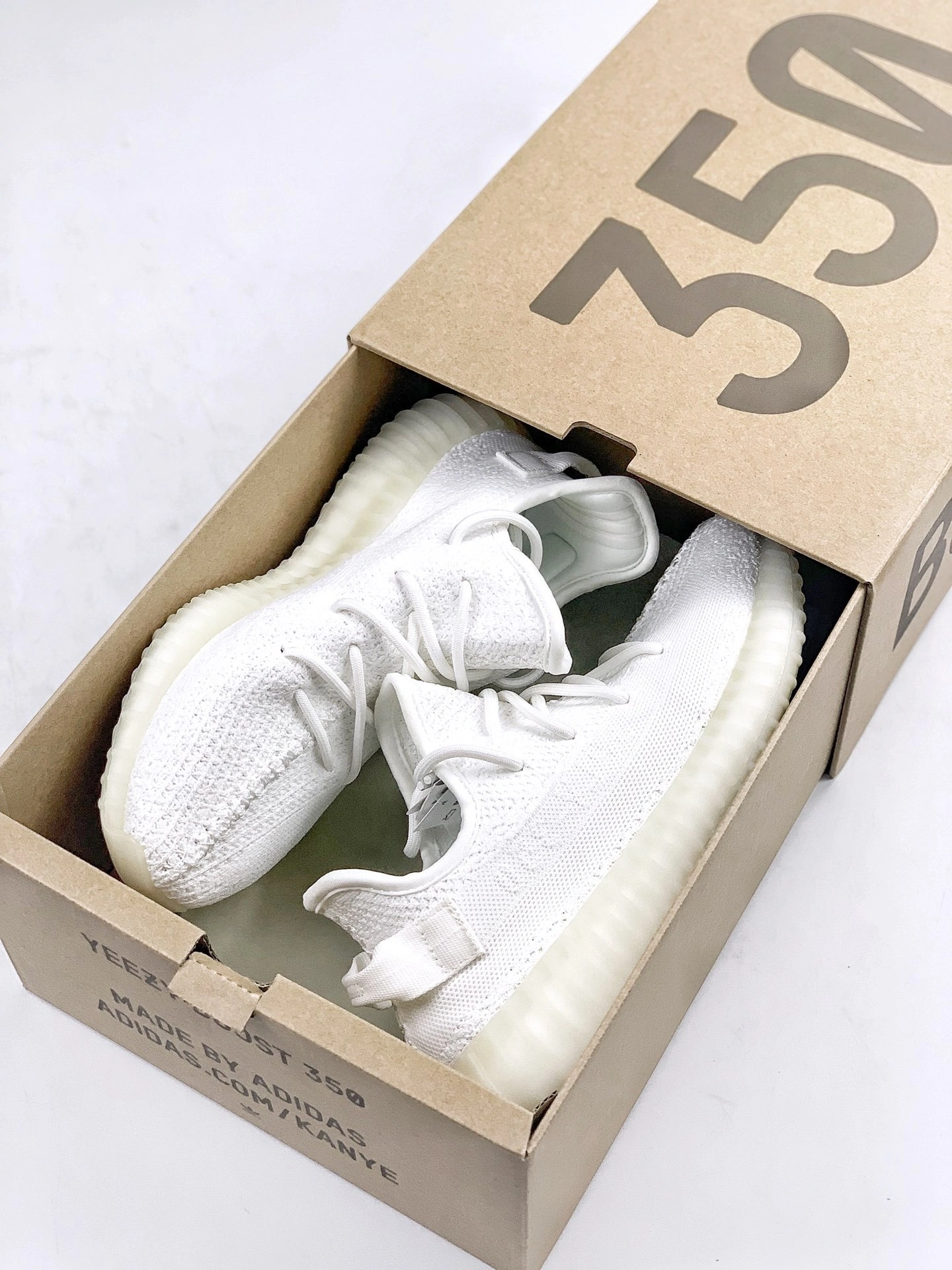 &Flying pigs— item : 022X110L1227