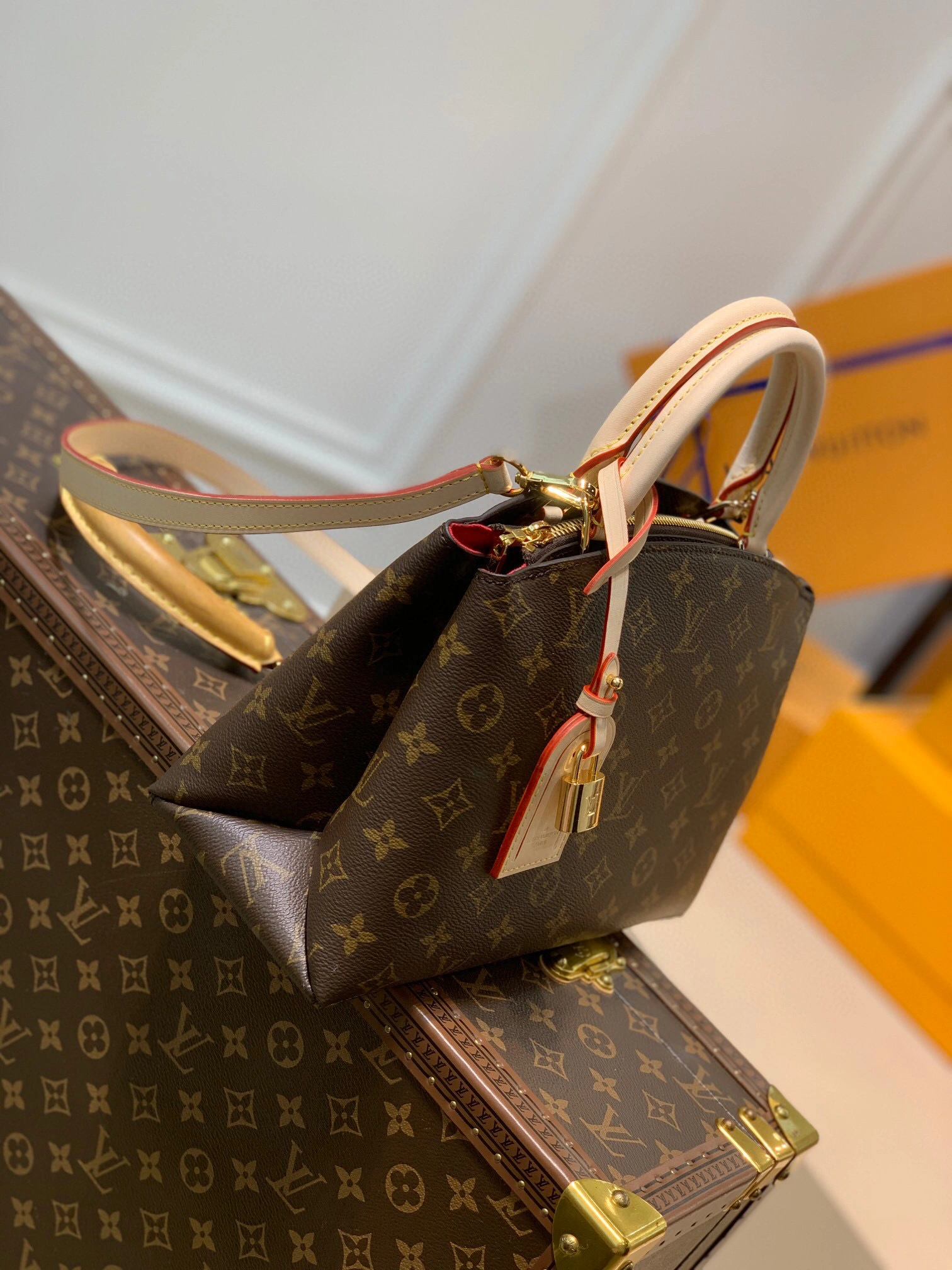 GRAND PALAIS M45900 item:A-B182L2804X