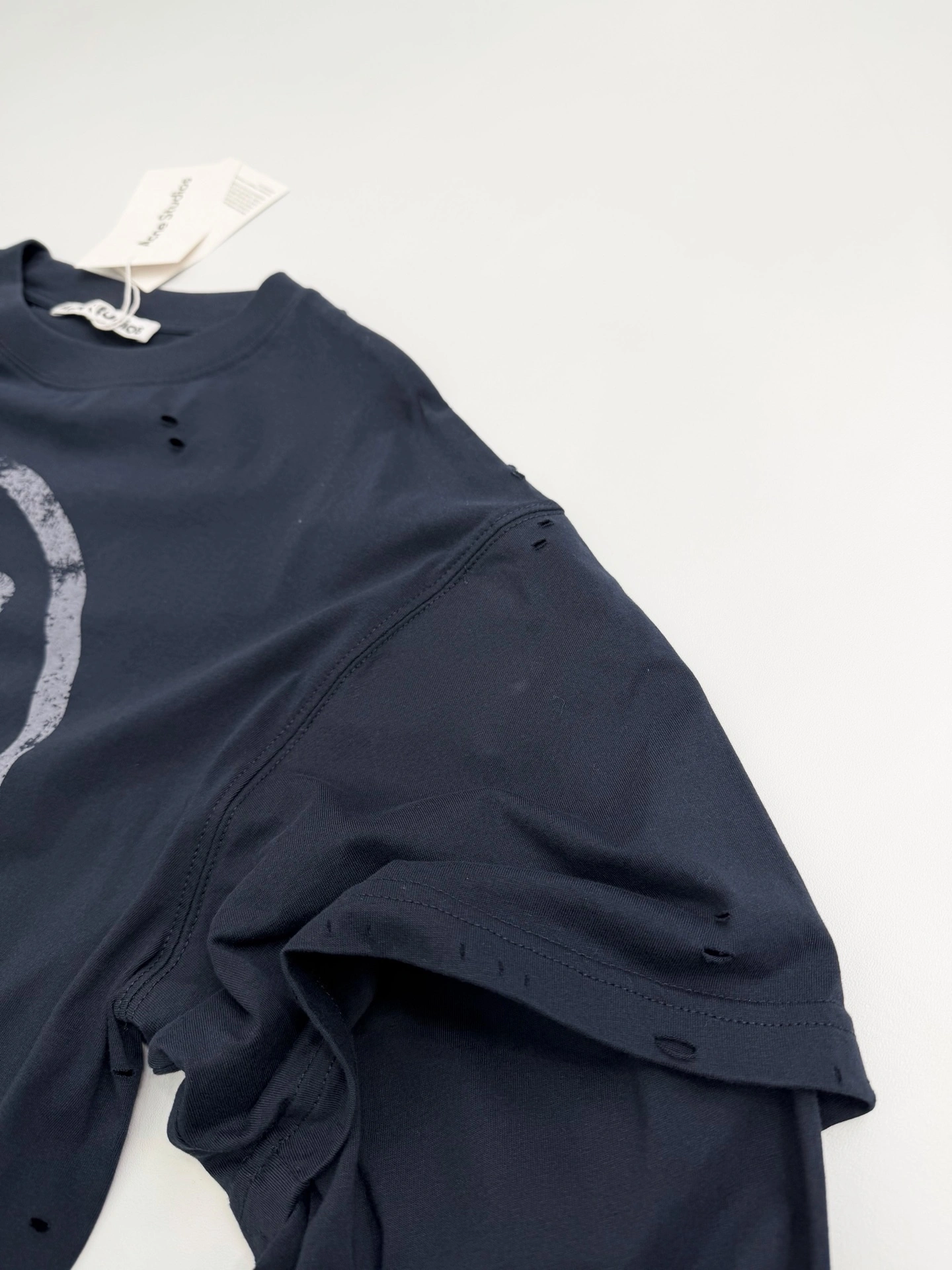 Gemini -- 1395 2026 oversized item:F-F110A1912F