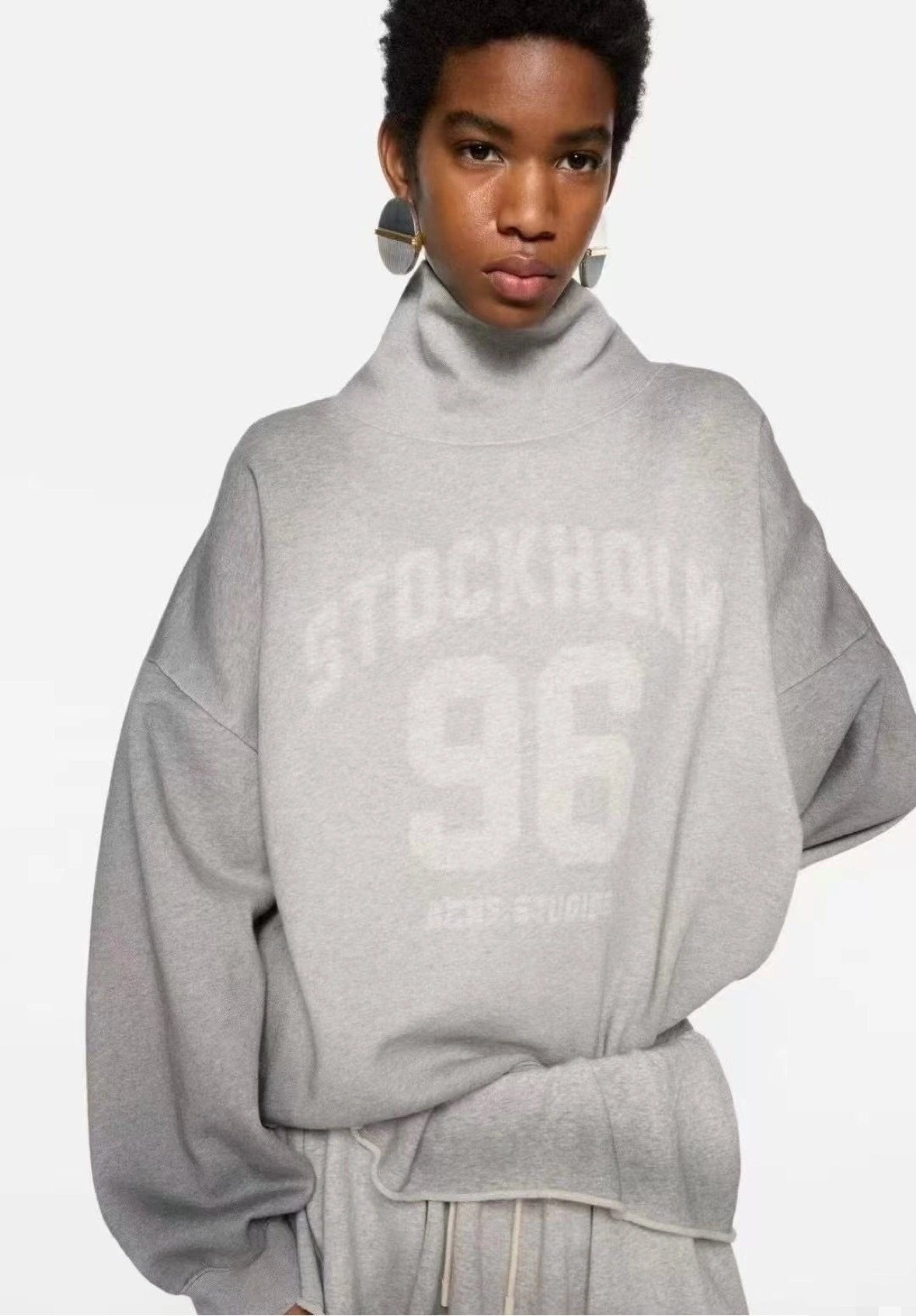 Gemini -- 1395 Turtleneck Sweatshirt fleece oversized item:E-F140L1912H