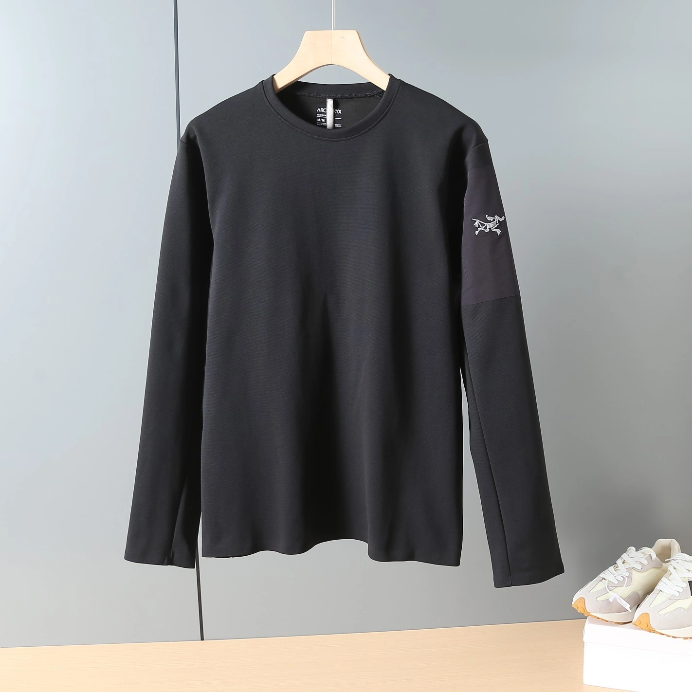 Gemini -- 1r3t5ryx 3Colour embroidery item:D-F110I1197-3