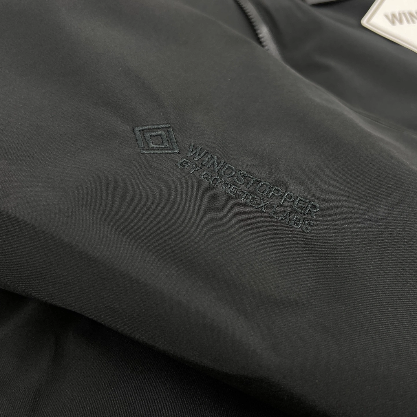 Gemini -- 1r3t5ryx Down jacket embroidery GORE-TEX 3colour item: E-F110J1428-3