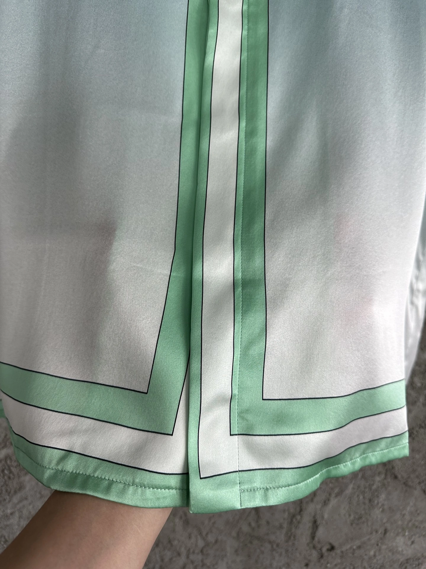 &Gemini--- 31s1281931 Real silk oversize item:E-F409B0418