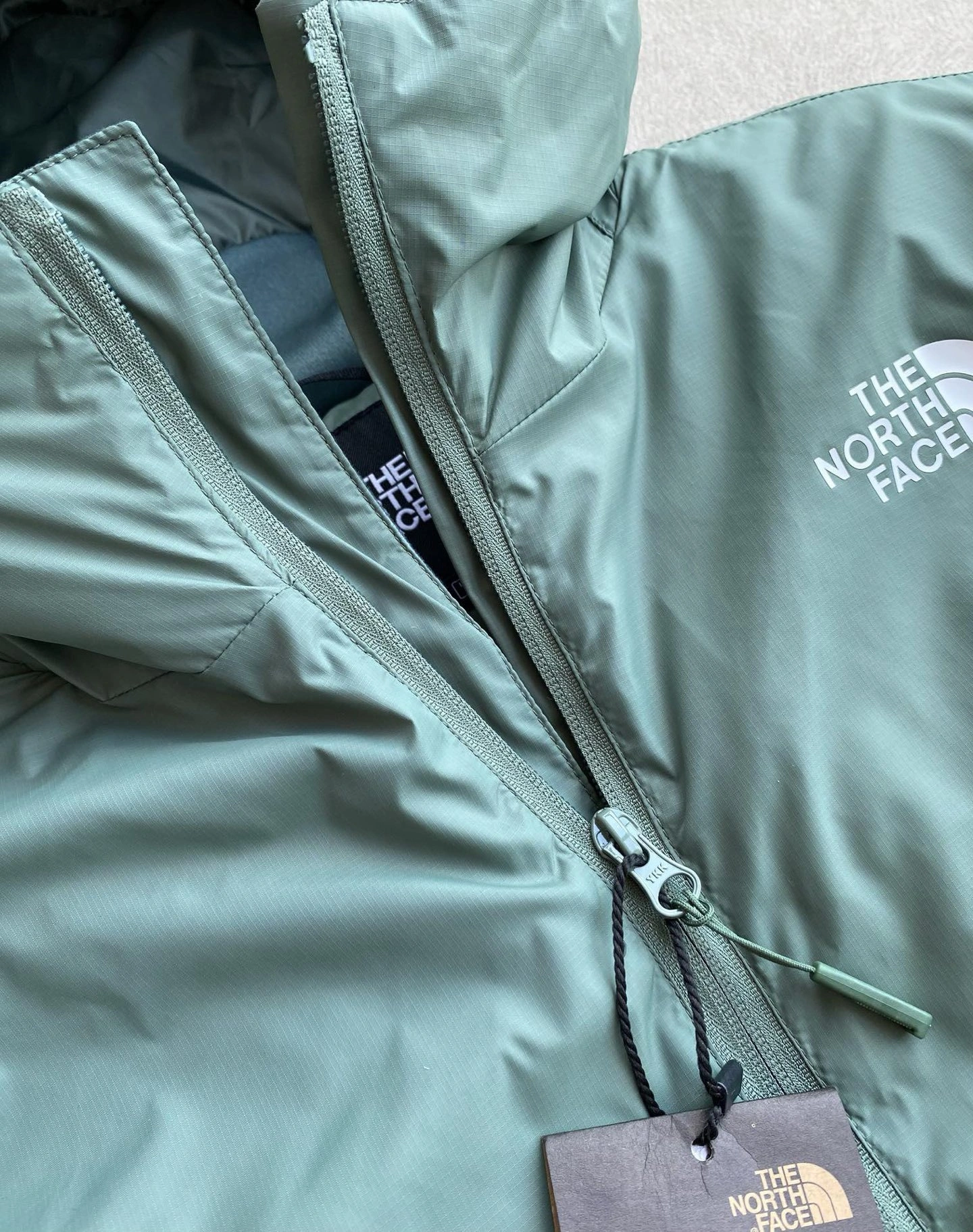 Gemini -- F135 PrimaLoft YKK 2colour item:E-F110K2124-2F