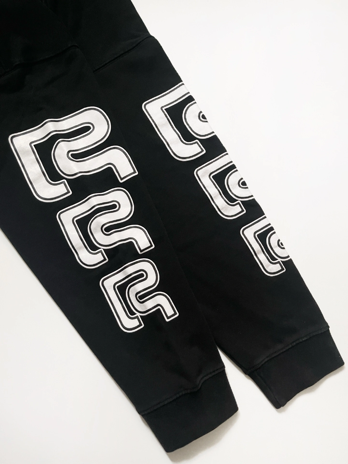 Gemini -- R-23 oversized item:E-F110L1139F