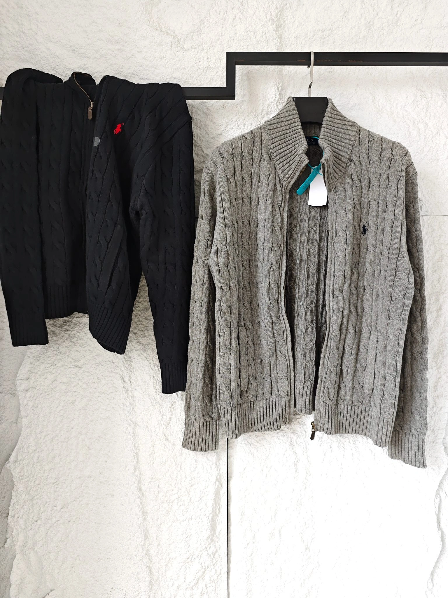 Gemini -- R18ph embroidery oversize 2colour item: E-F110J1420-2