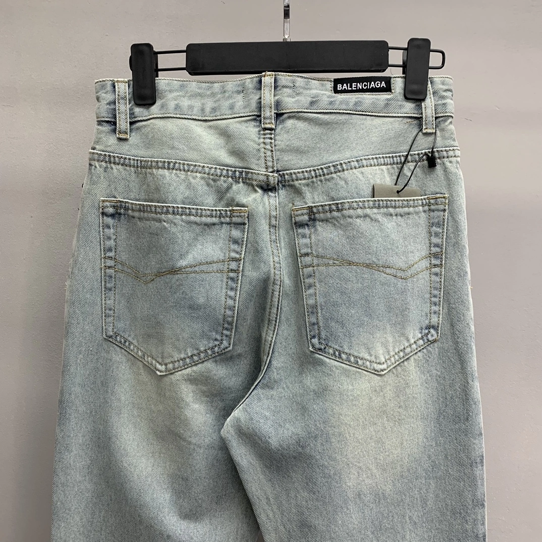 Gemini--- item: D-F233D1316