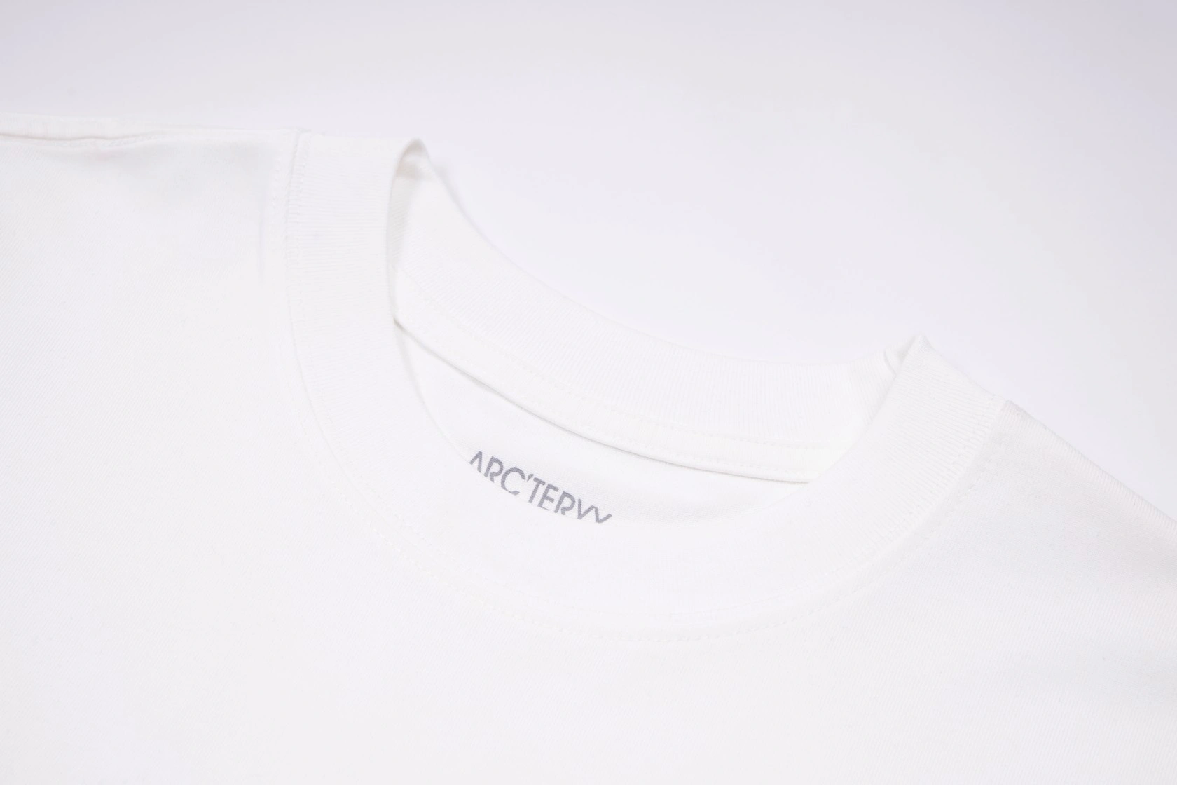 Gemini--- oversized 2colour item: D-F431D2647-2