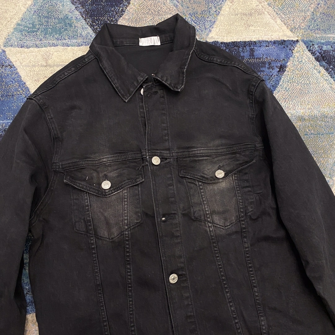 Gemini -- oversized item:C-F073D2203