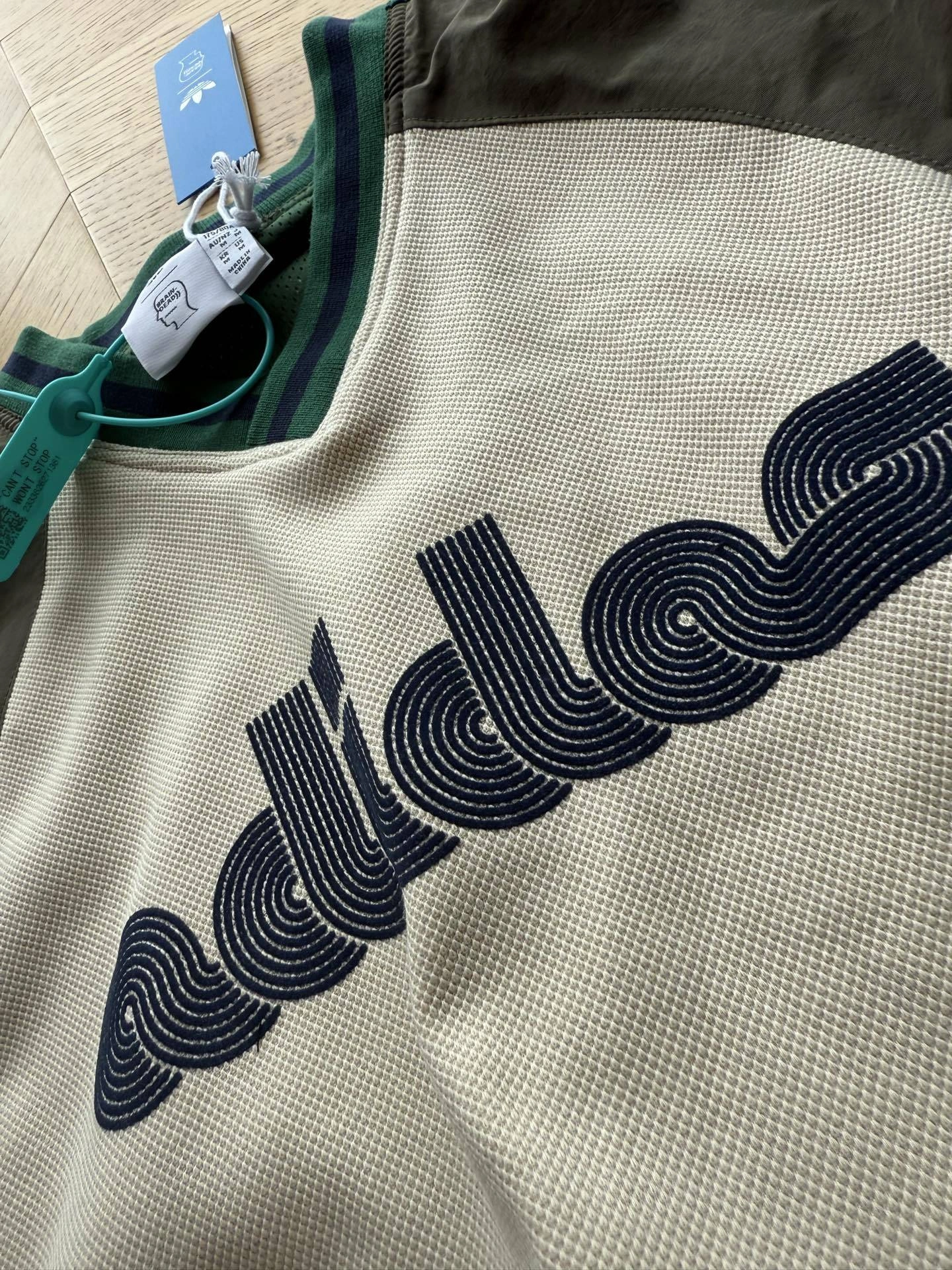 Gemini-- 14i41s adidas originals x Brain Dead oversize item: E-F110J1315