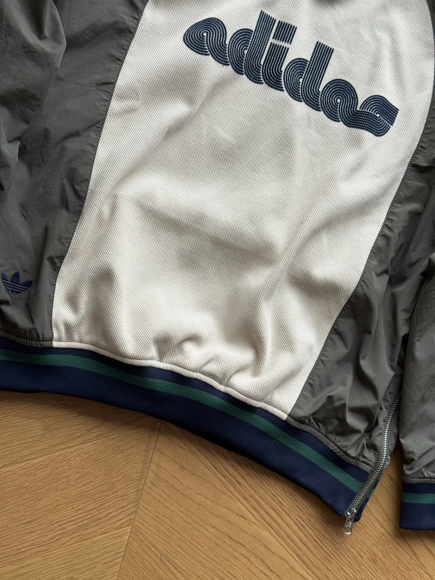 Gemini-- 14i41s adidas originals x Brain Dead oversize item: E-F110J1315