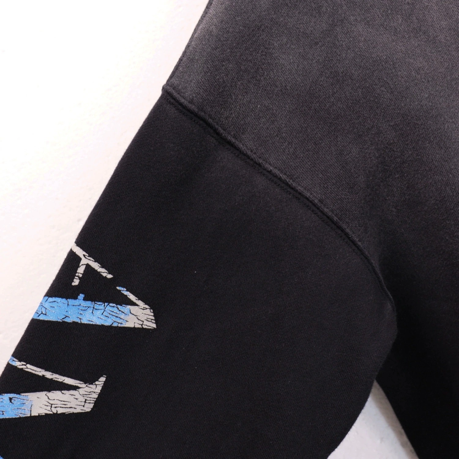 Gemini-- 17iri oversized item:E-FL31A0948
