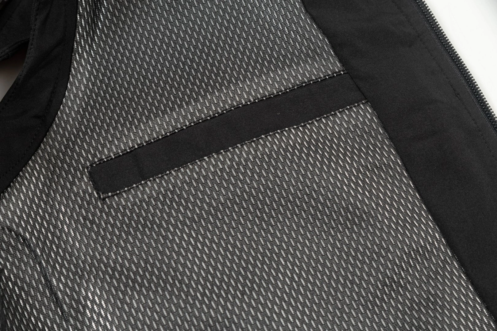Gemini - 1r3t5ryx item：E-F000F06910F