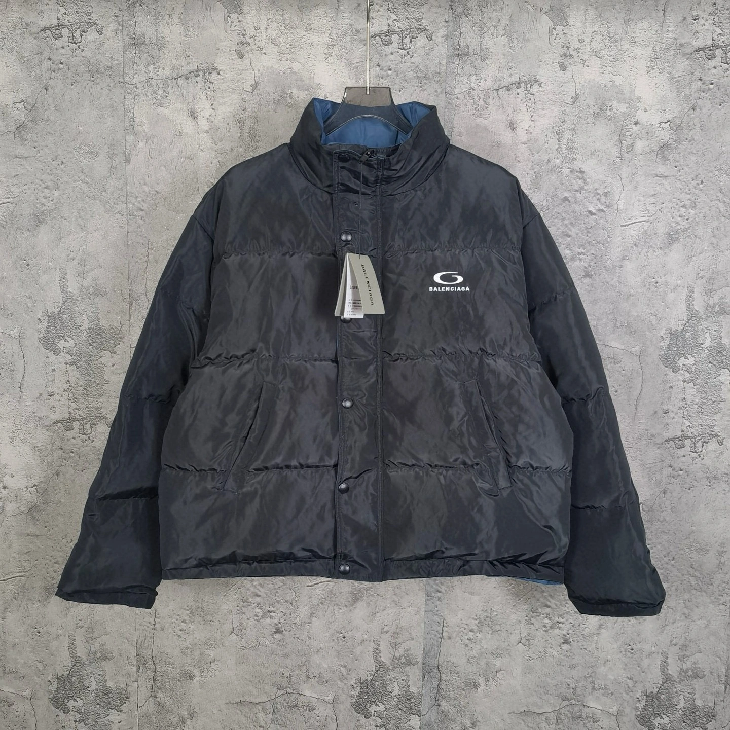 Gemini-- 218593i16 Down jacket reversible embroidery item: E-F114I2855
