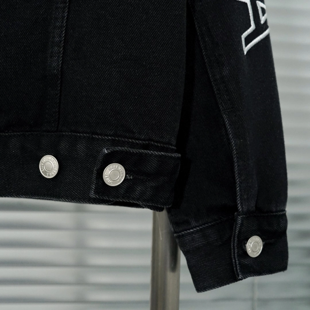 Gemini-- 218593i16 Embroidery item:D-F021K1820