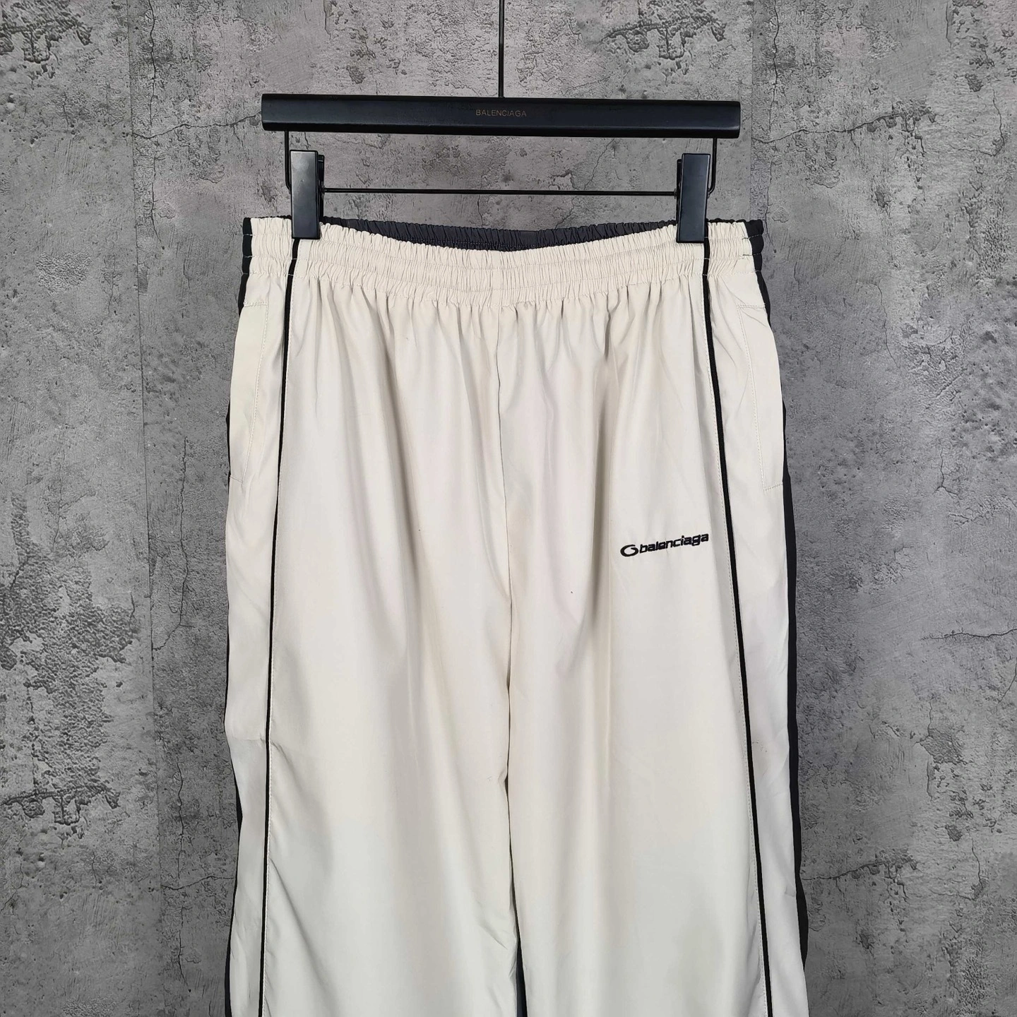 Gemini-- 218593i16 embroidery item:E-F505F1895H