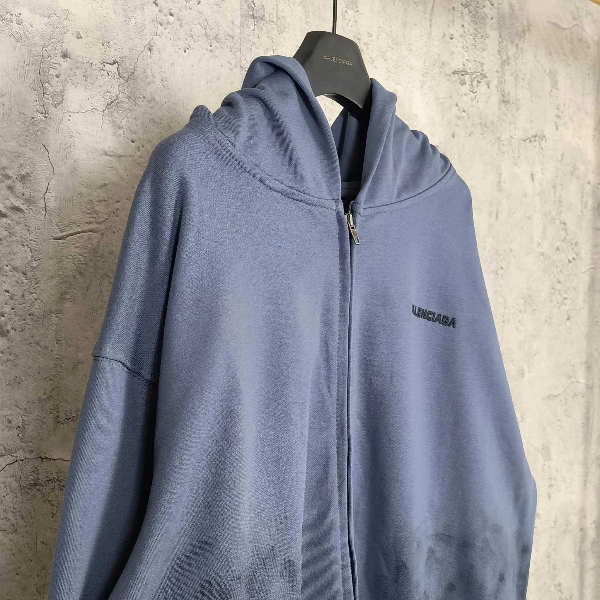 Gemini-- 218593i16 embroidery oversize item: E-F114I2848