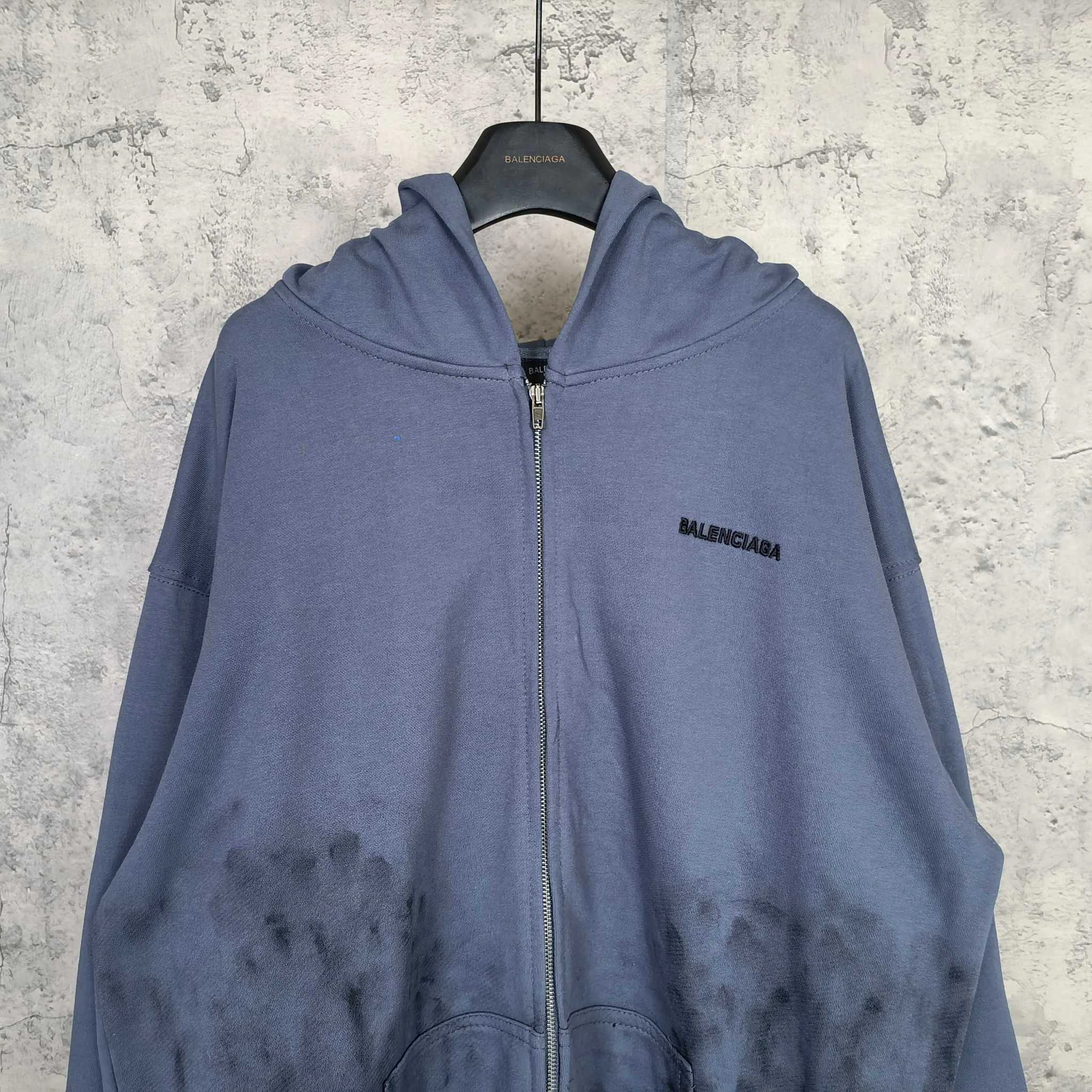 Gemini-- 218593i16 embroidery oversize item: E-F114I2848