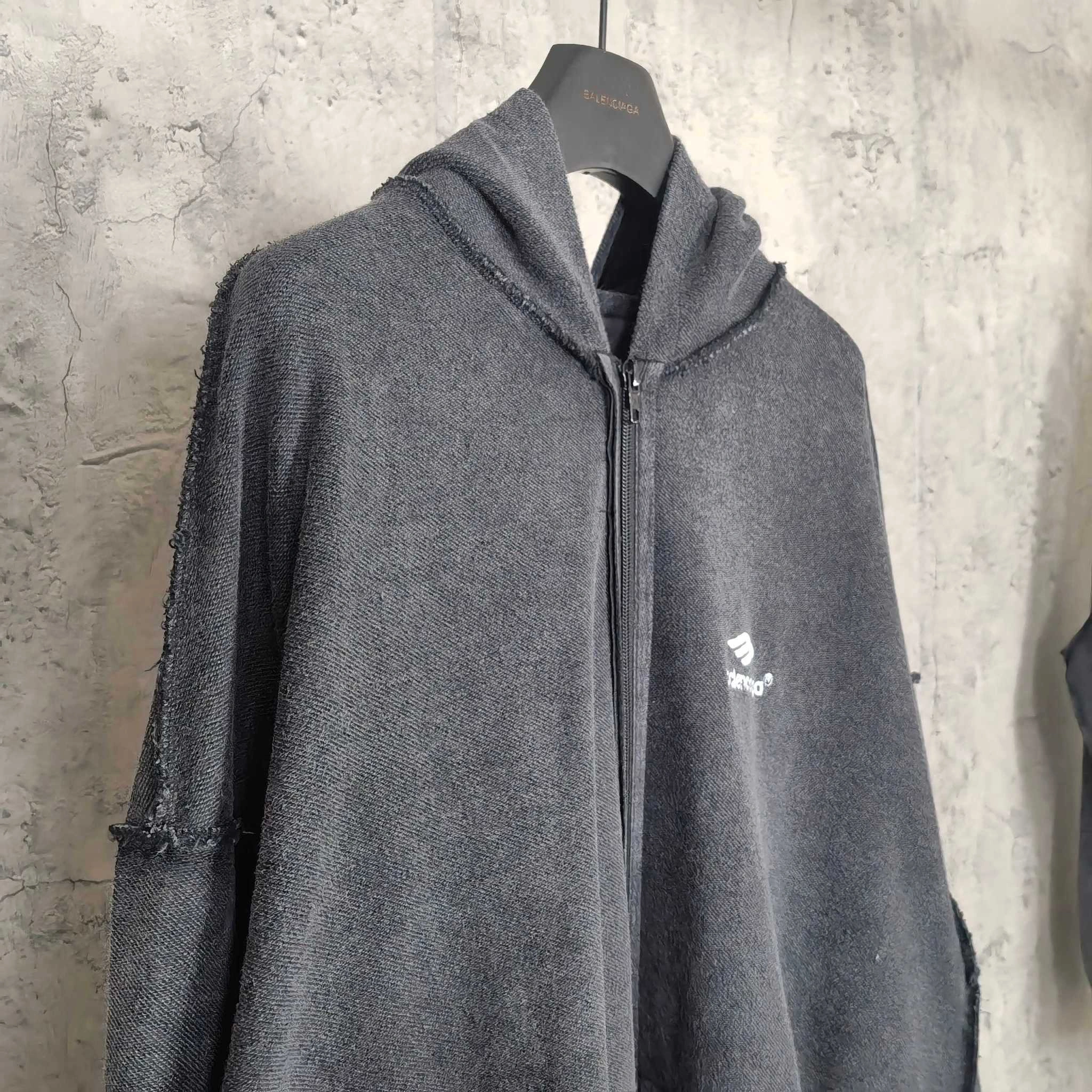 Gemini-- 218593i16 embroidery oversize item: E-F114I2849