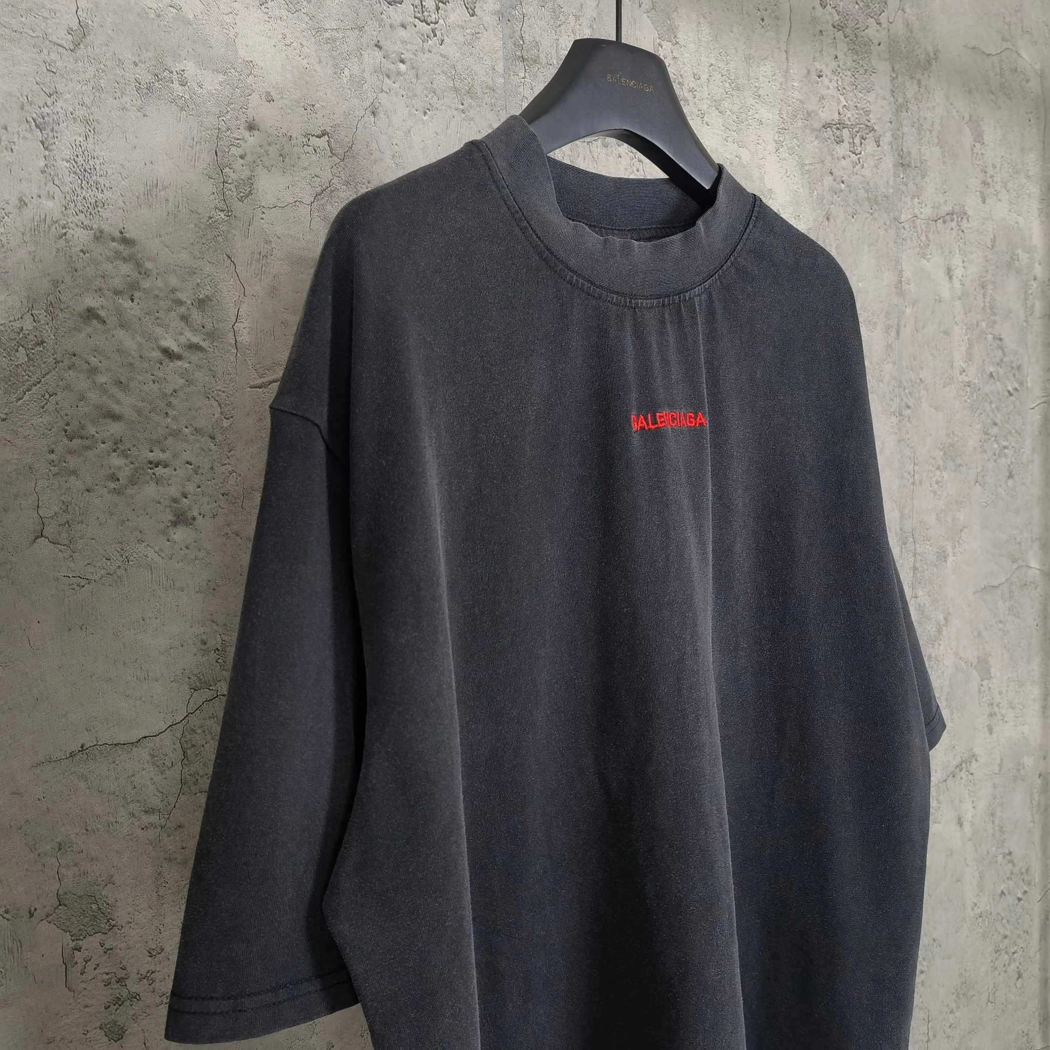 Gemini-- 218593i16 embroidery oversize item: E-F114I2851