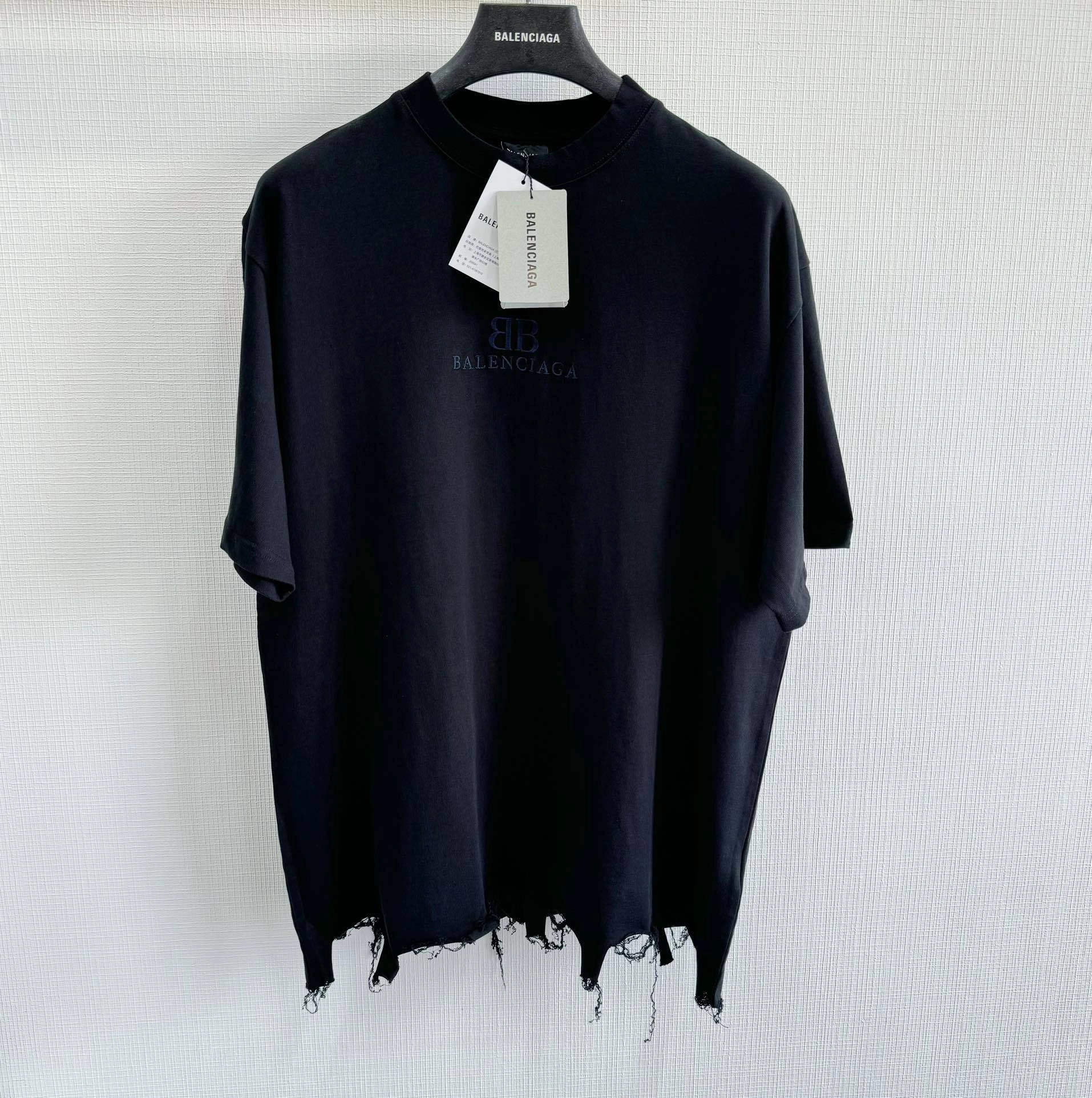Gemini-- 218593i16 embroidery oversized 2colour item:D-F424G0112-2