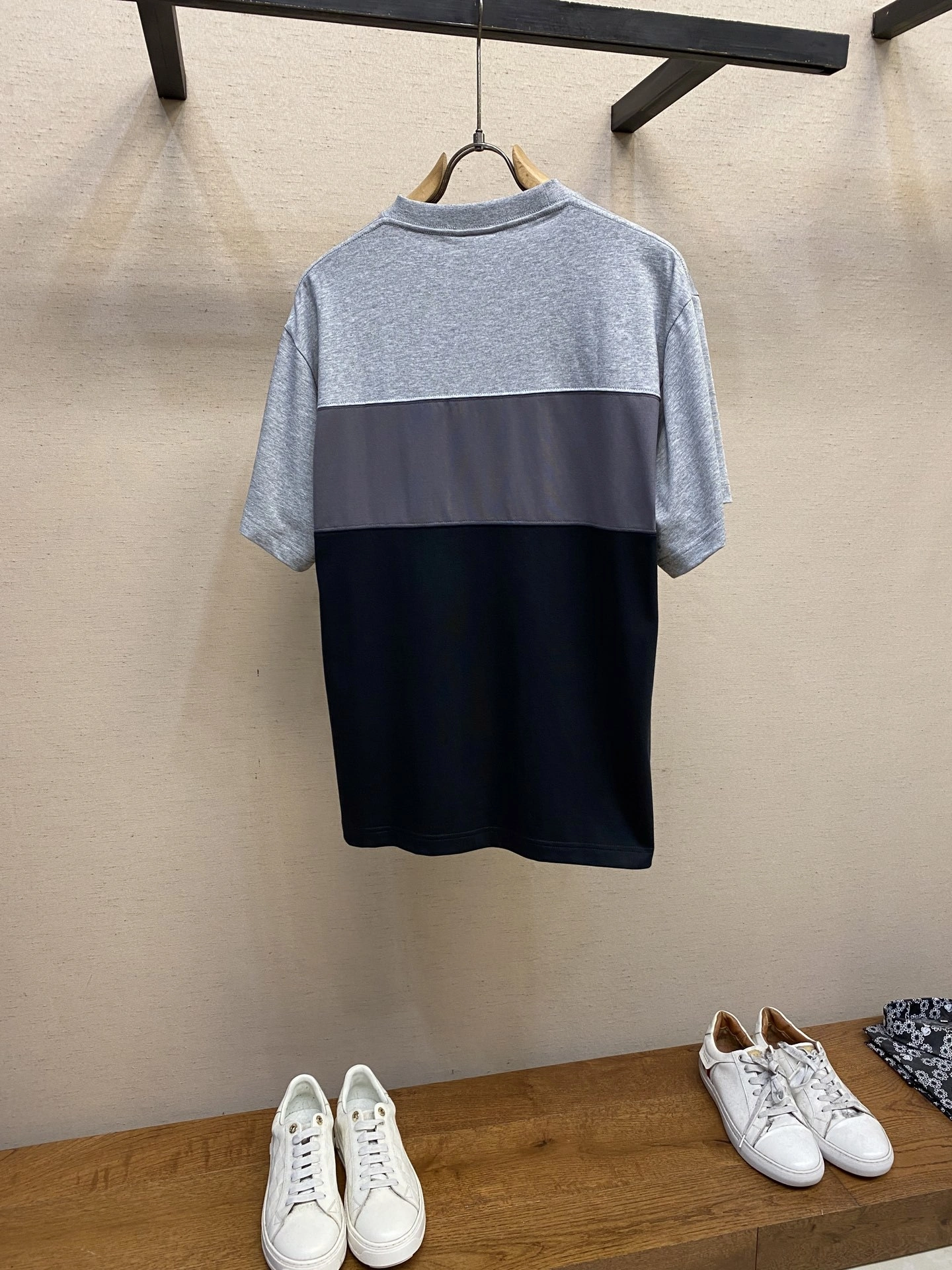 Gemini-- 218593i16 oversized 2colour item:E-F000C1104-2