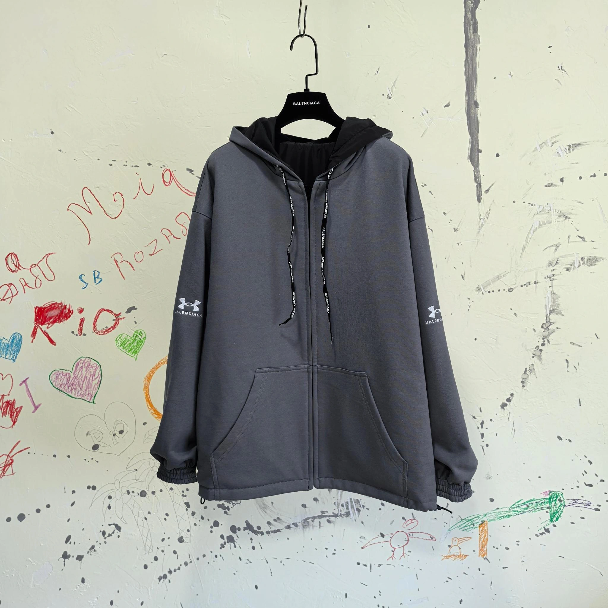 Gemini-- 218593i16 reversible oversize item: E-F210C0832