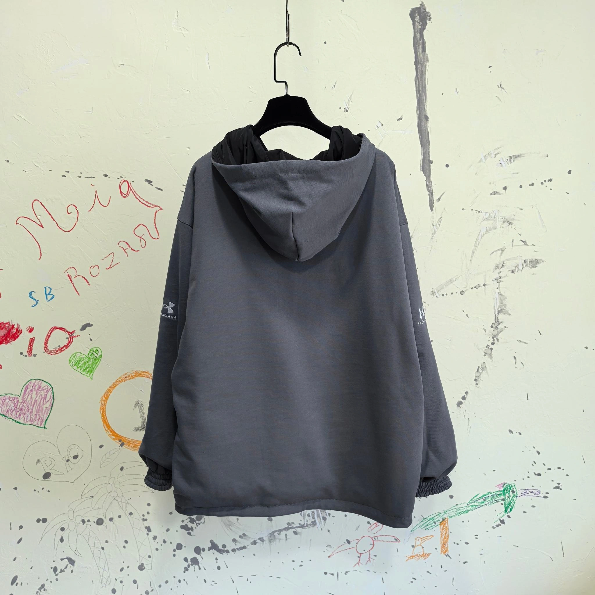 Gemini-- 218593i16 reversible oversize item: E-F210C0832