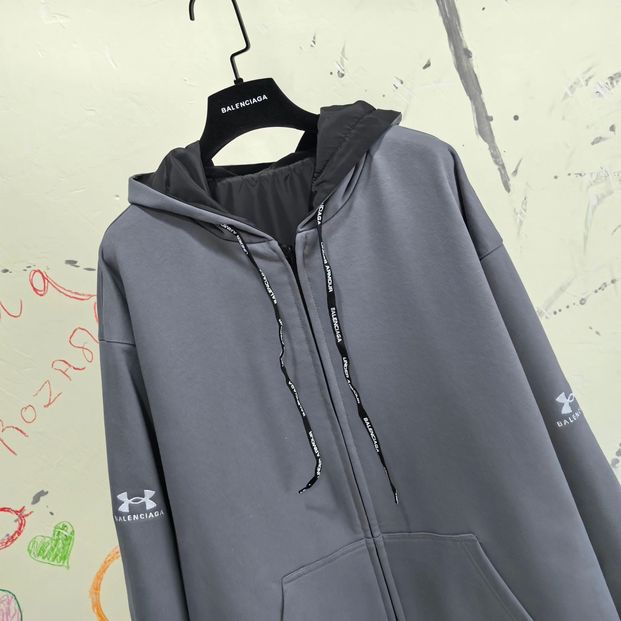 Gemini-- 218593i16 reversible oversize item: E-F210C0832
